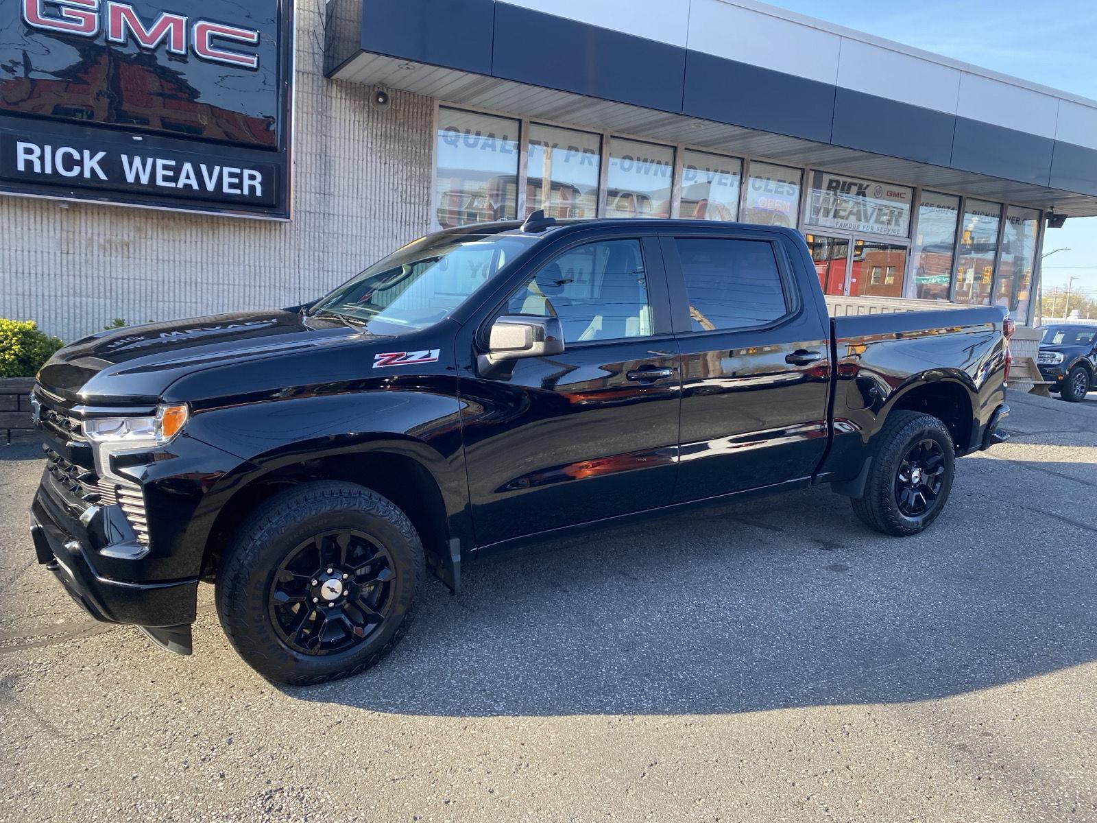 2023 Chevrolet Silverado 1500 RST - 2