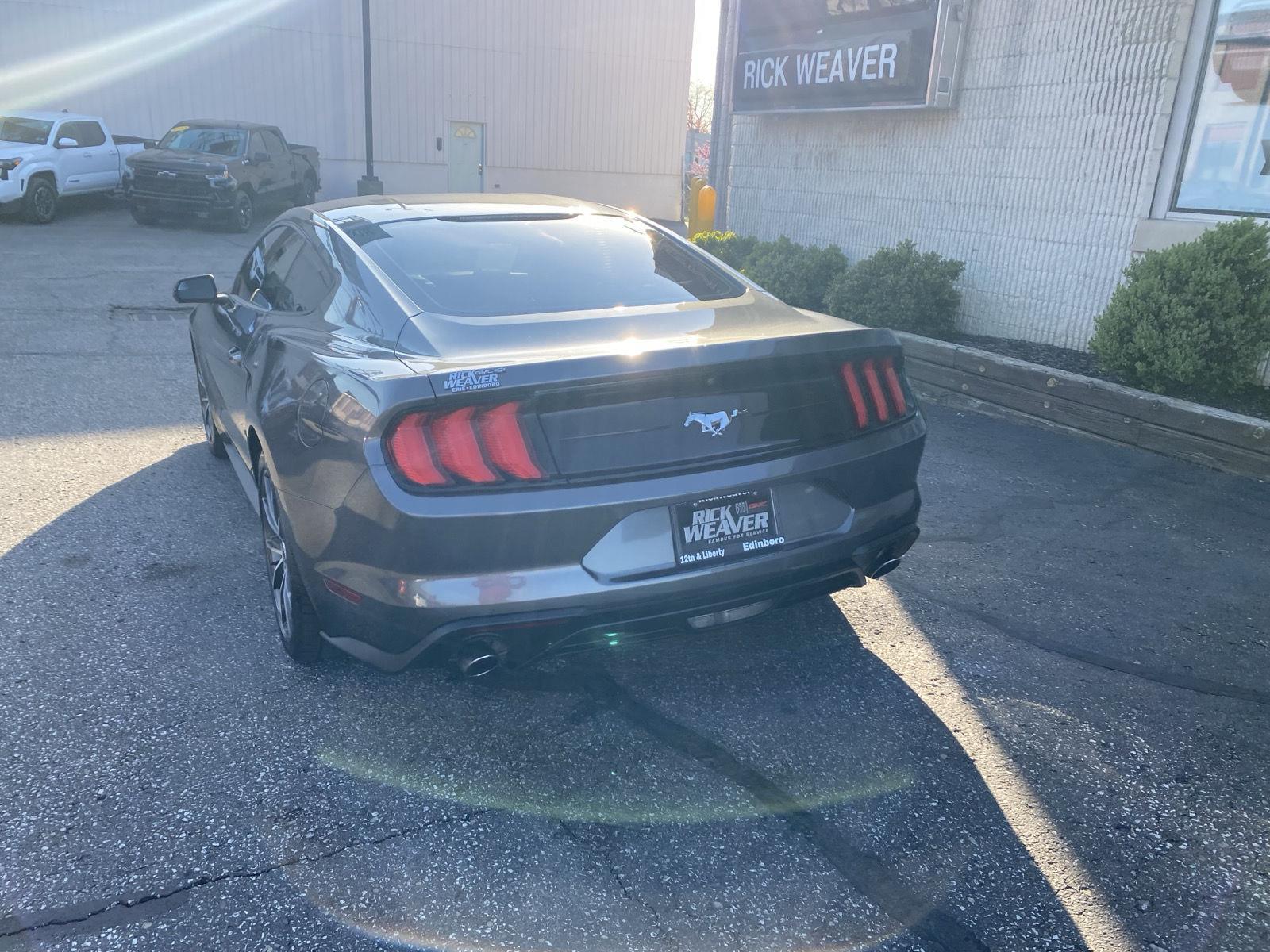 2018 Ford Mustang EcoBoost - 9