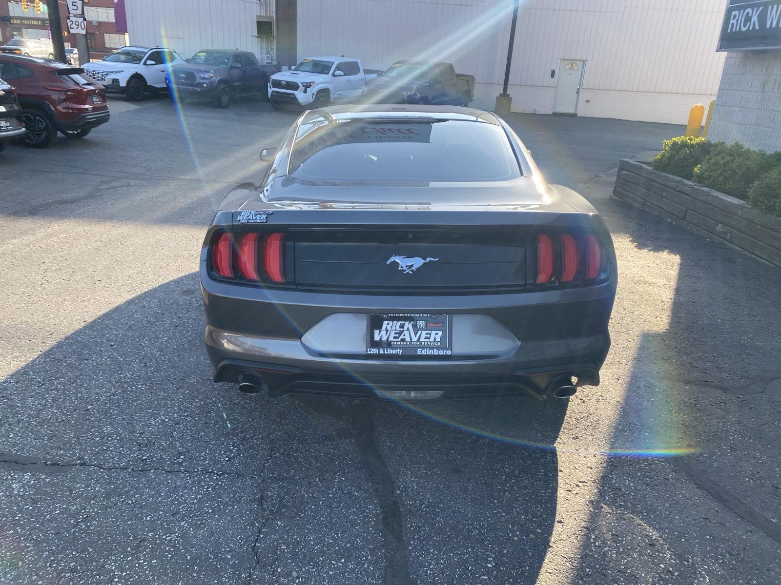 2018 Ford Mustang EcoBoost - 10