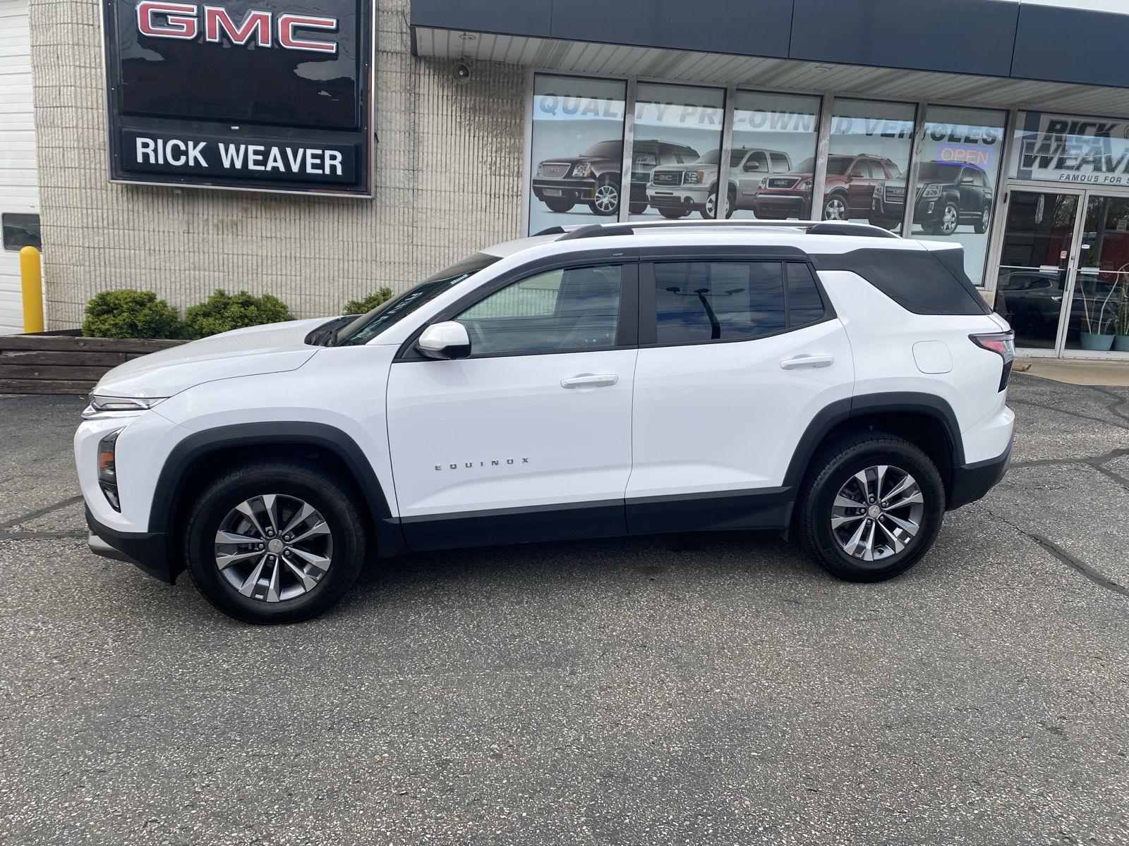 2025 Chevrolet Equinox AWD LT - 3