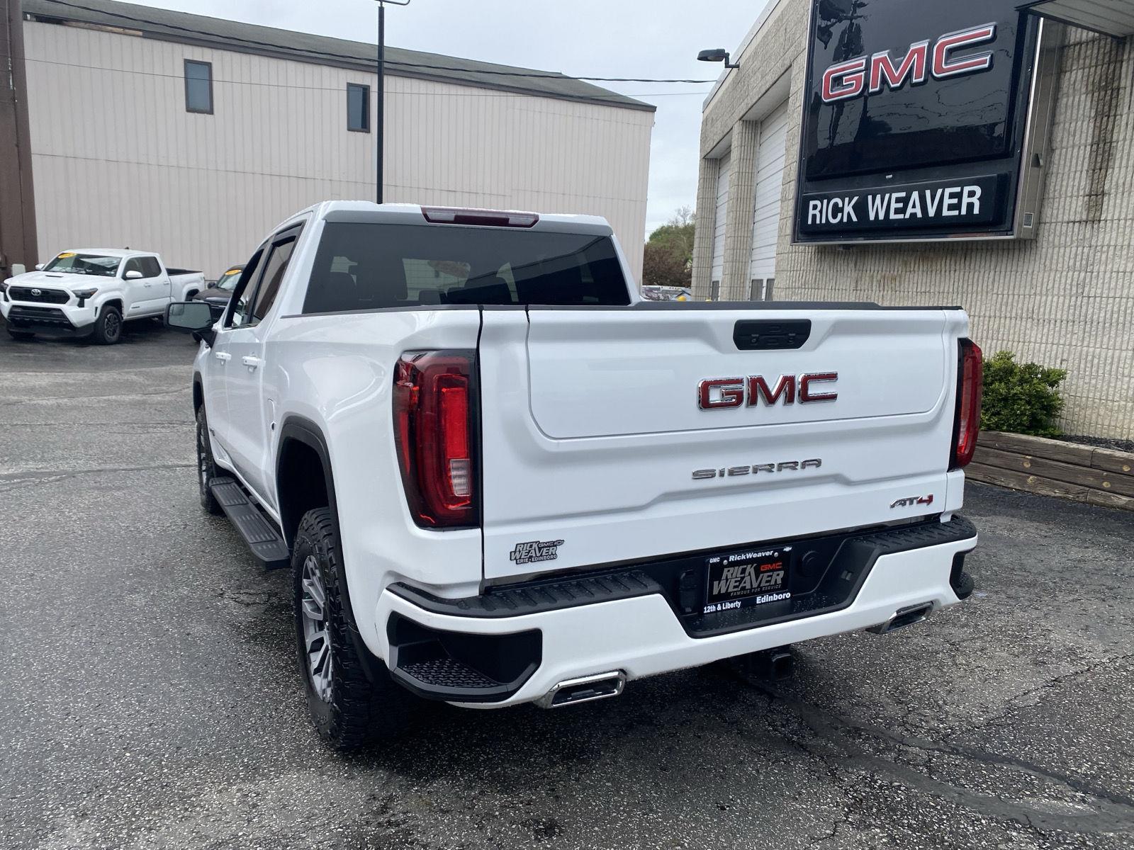2021 GMC Sierra 1500 AT4 - 4