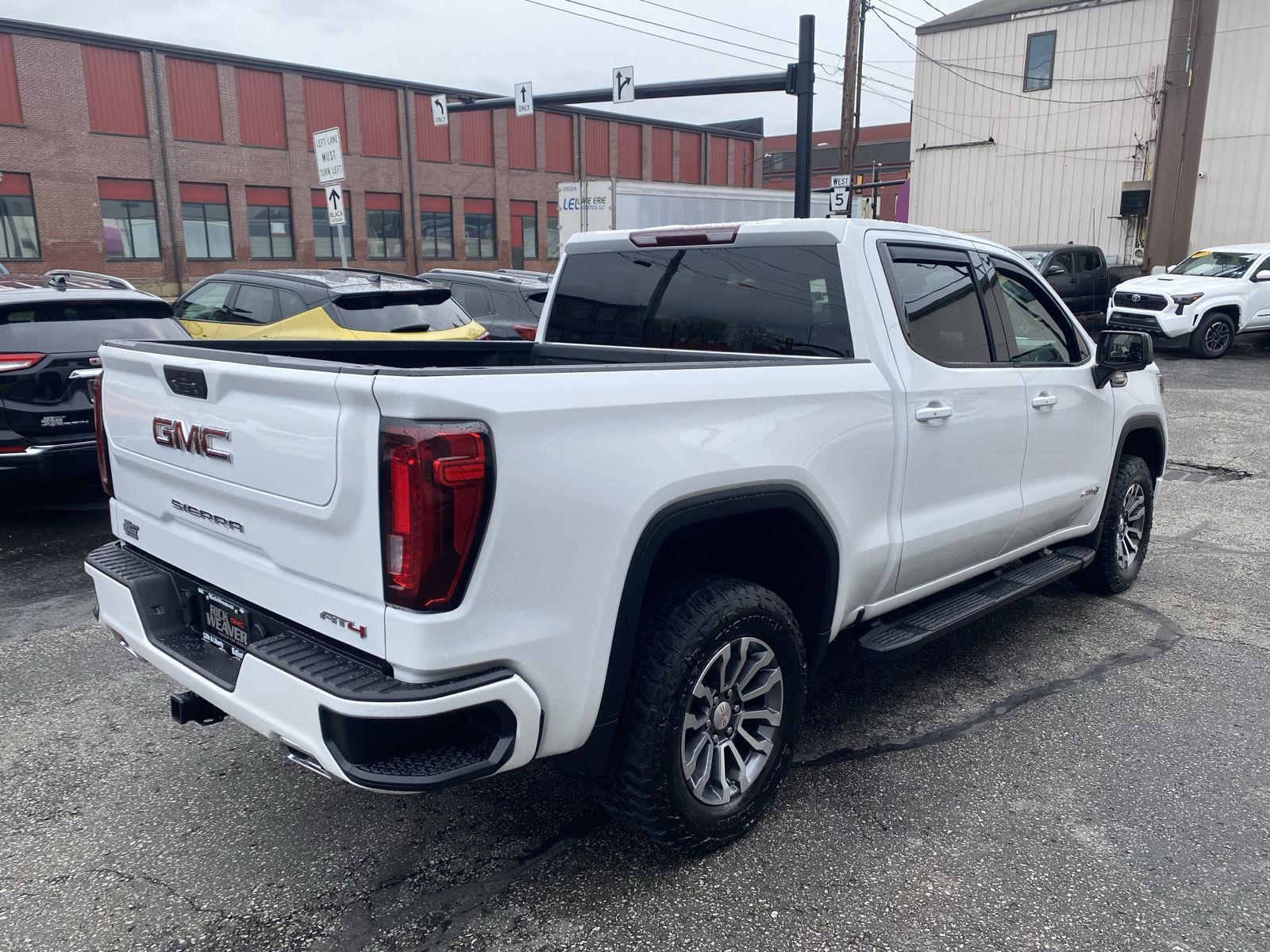 2021 GMC Sierra 1500 AT4 - 6