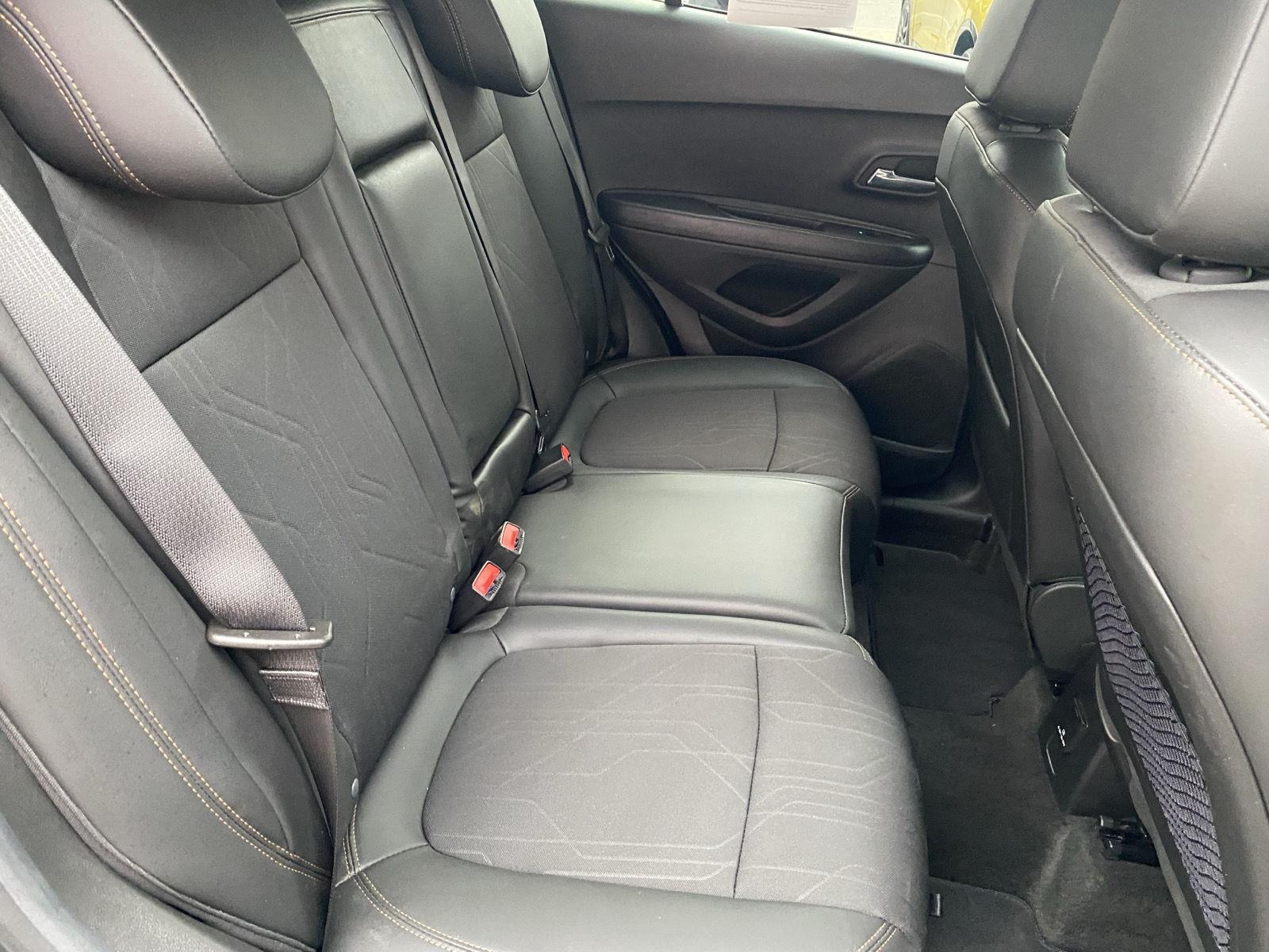 2022 Chevrolet Trax LT at Braxton Motor Co