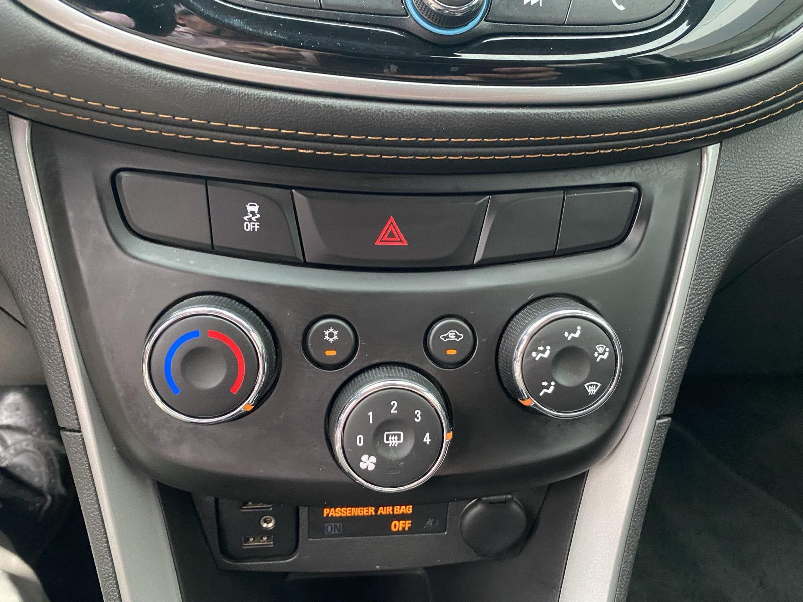 2022 Chevrolet Trax LT at Braxton Motor Co