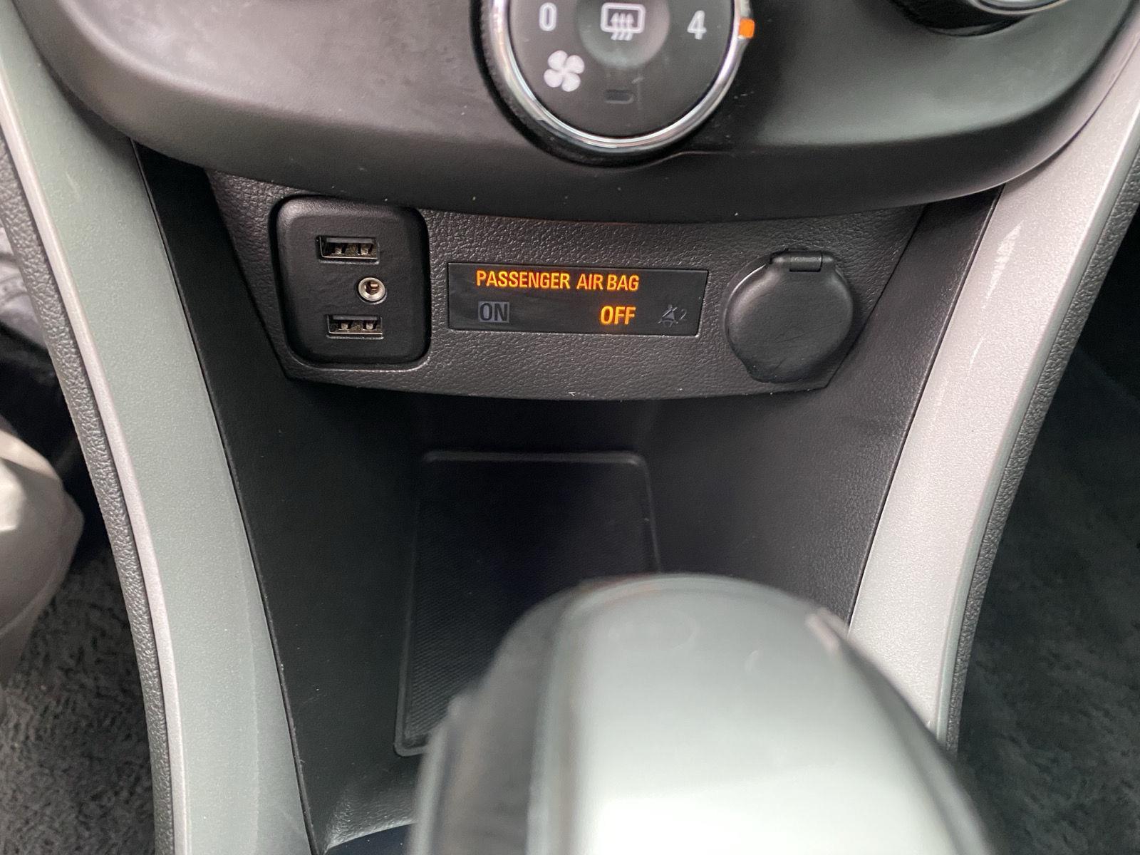 2022 Chevrolet Trax LT at Braxton Motor Co
