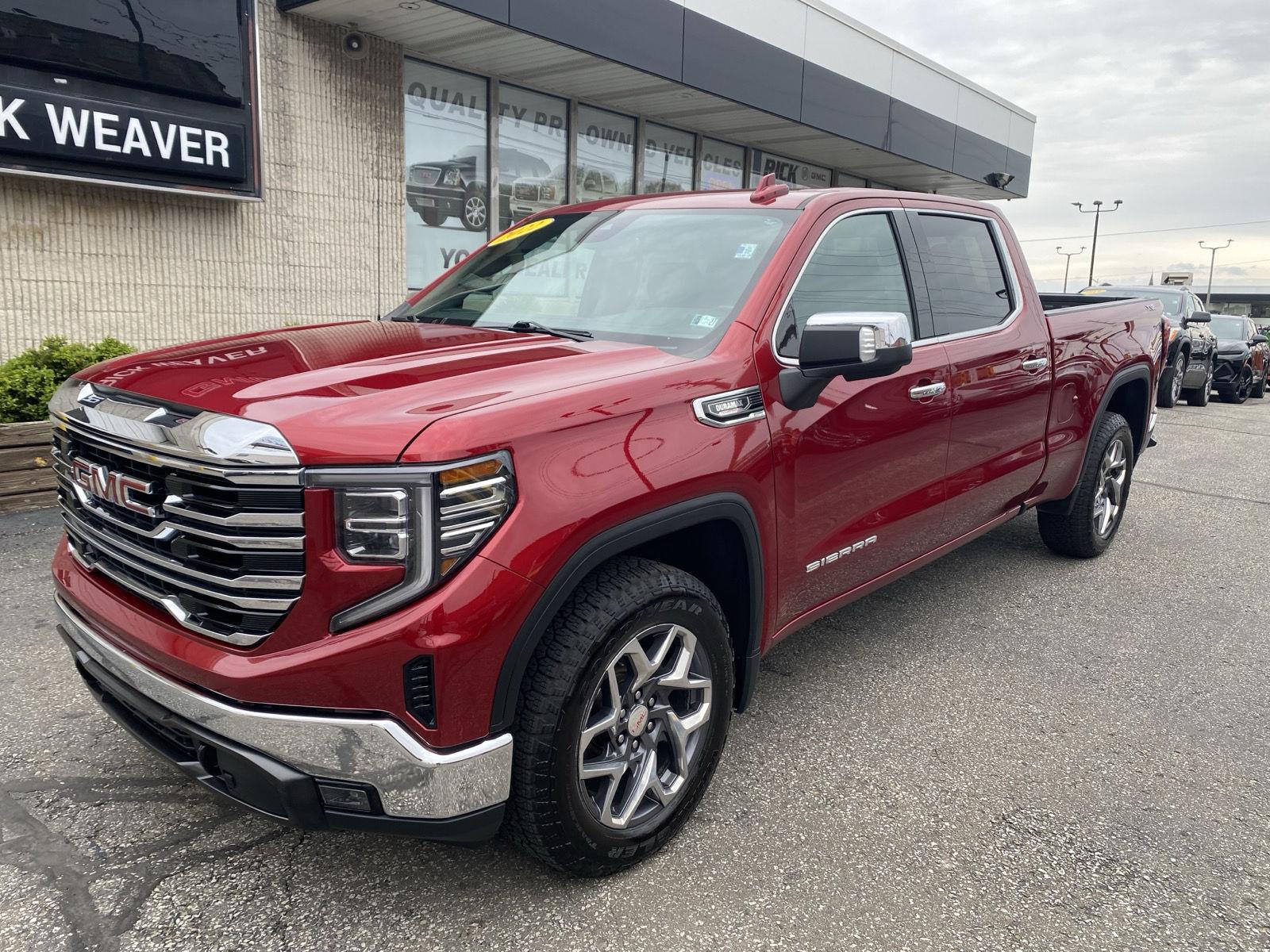 2022 GMC Sierra 1500 SLT - 1