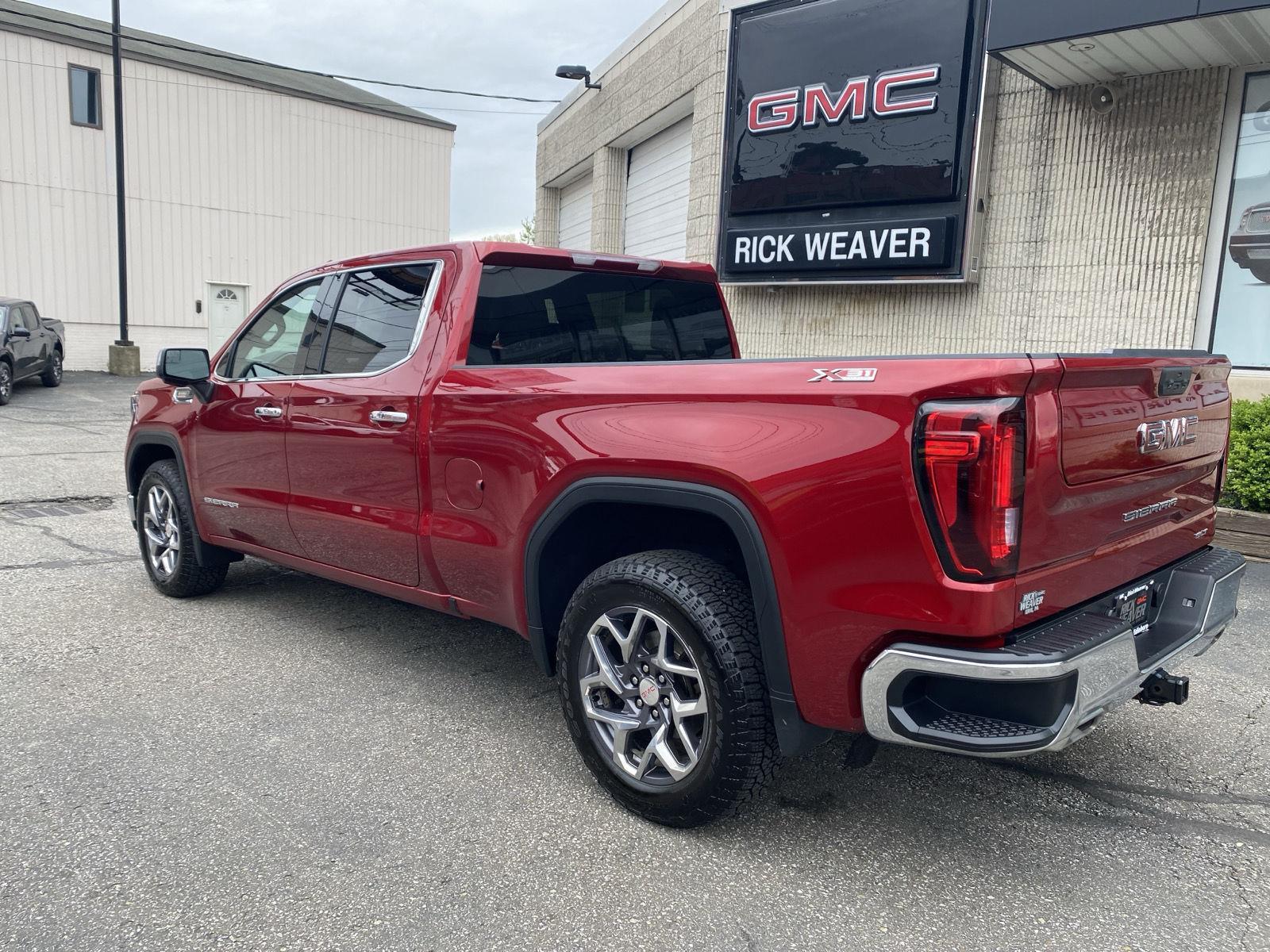 2022 GMC Sierra 1500 SLT - 4