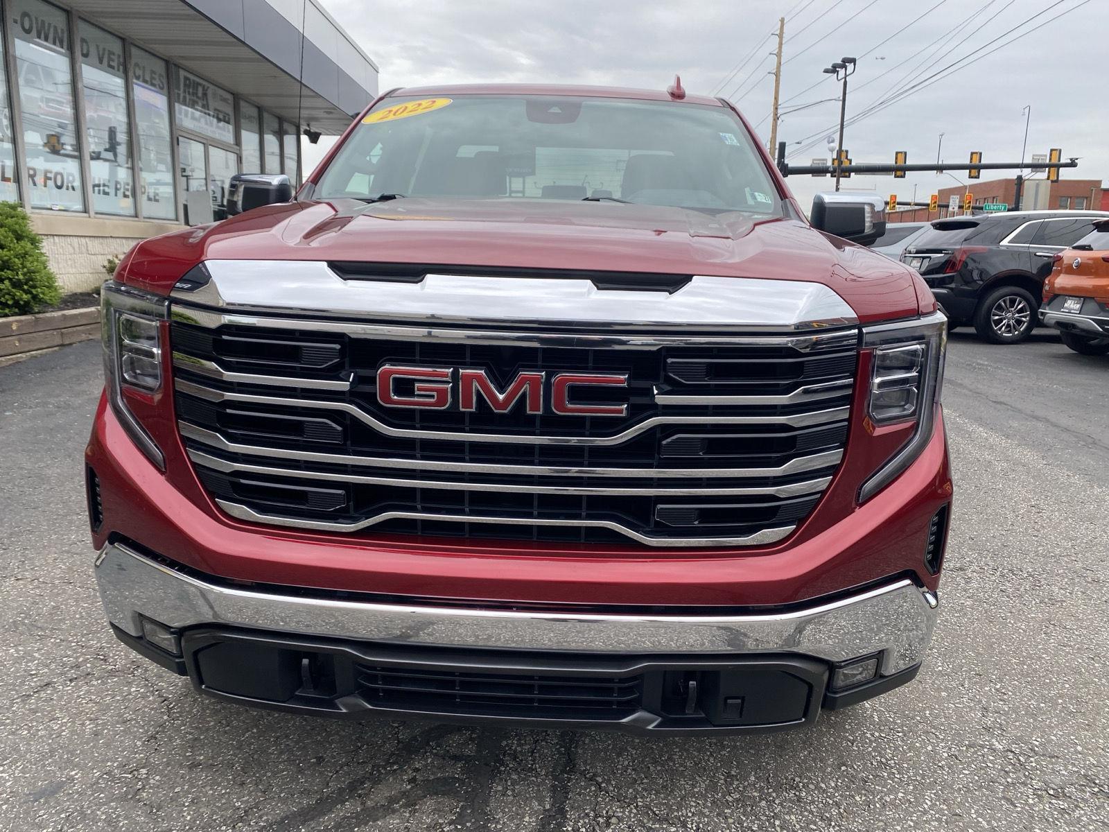 2022 GMC Sierra 1500 SLT - 10