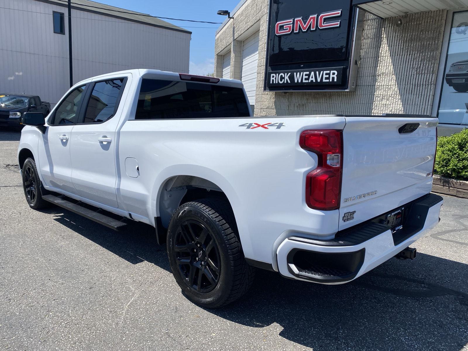 2024 Chevrolet Silverado 1500 RST - 3
