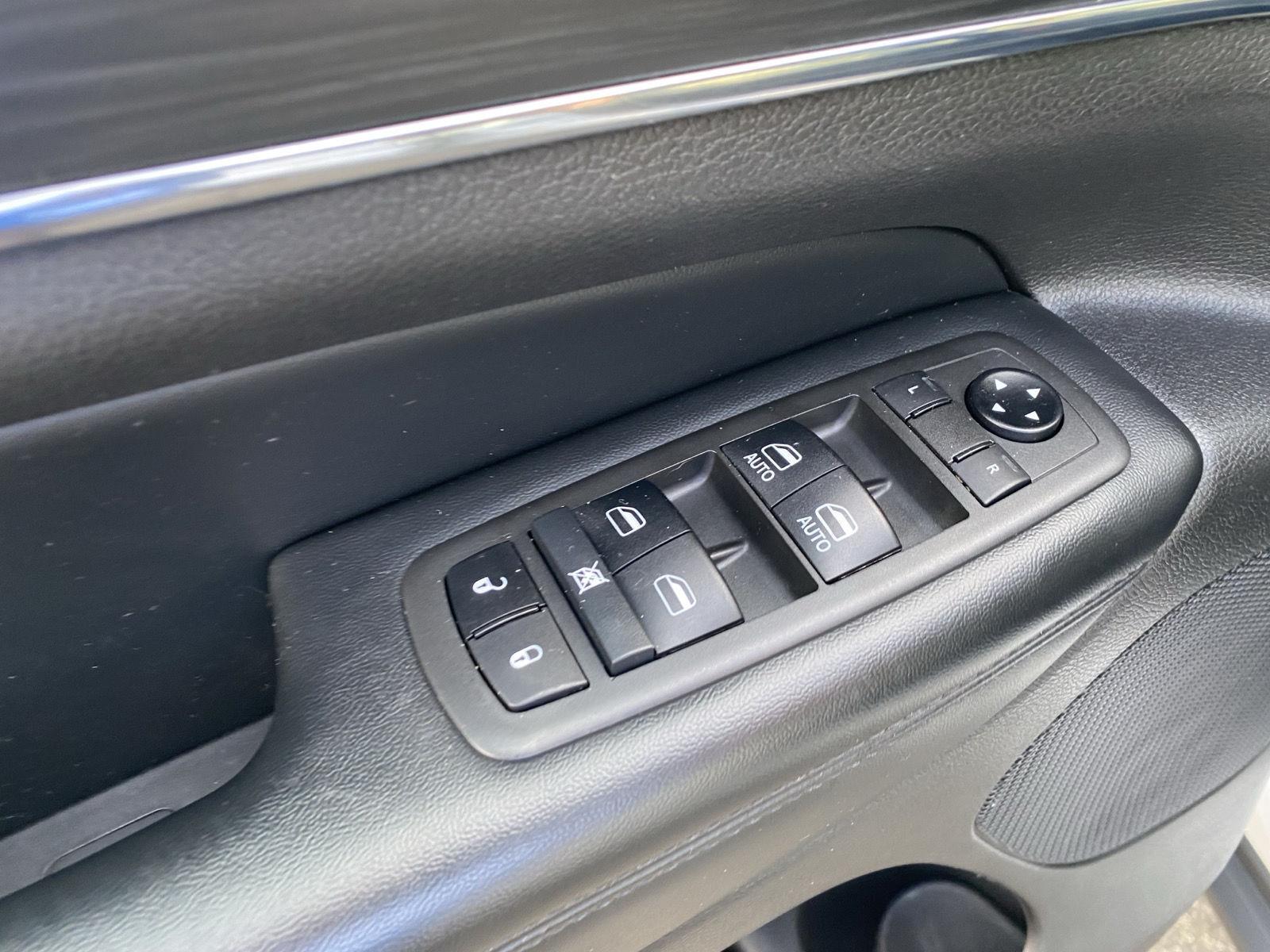 2021 Jeep Grand Cherokee Limited at Three Rivers CJD