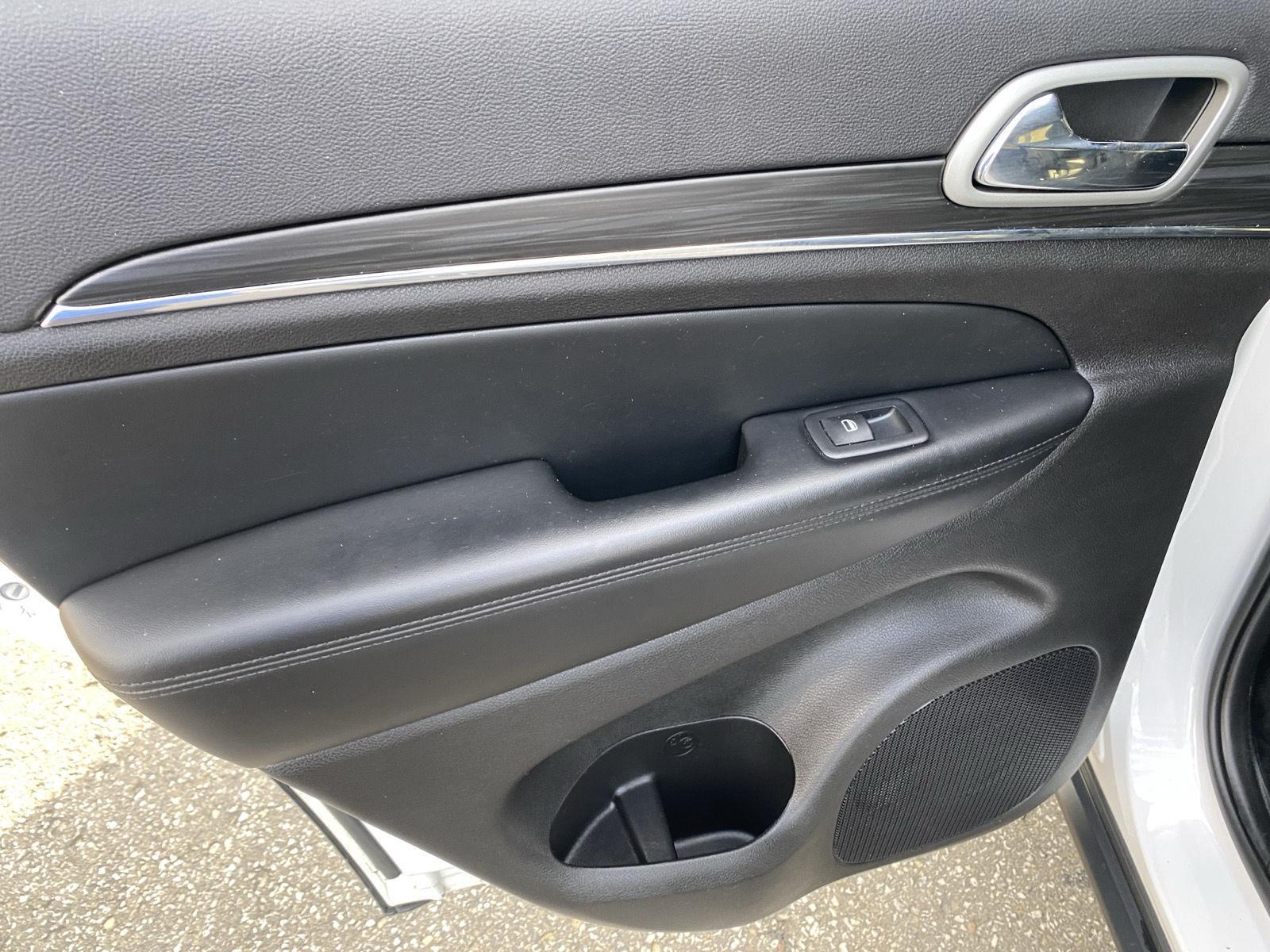 2021 Jeep Grand Cherokee Limited at Three Rivers CJD