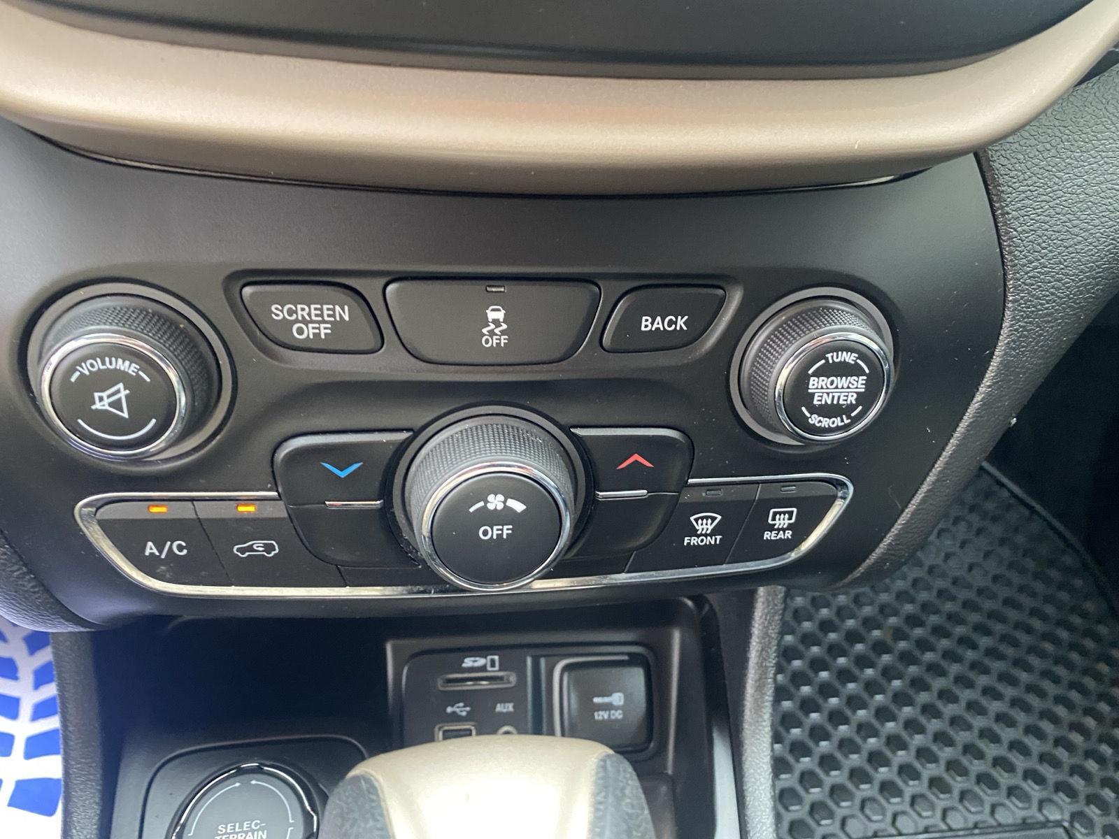 2014 Jeep Cherokee Latitude at McCandless Ford
