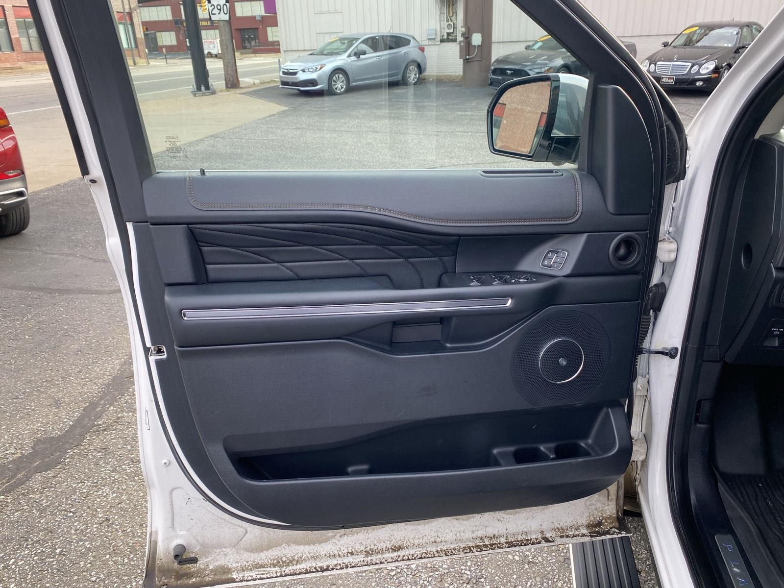 2019 Ford Expedition Platinum at Lake View Ford