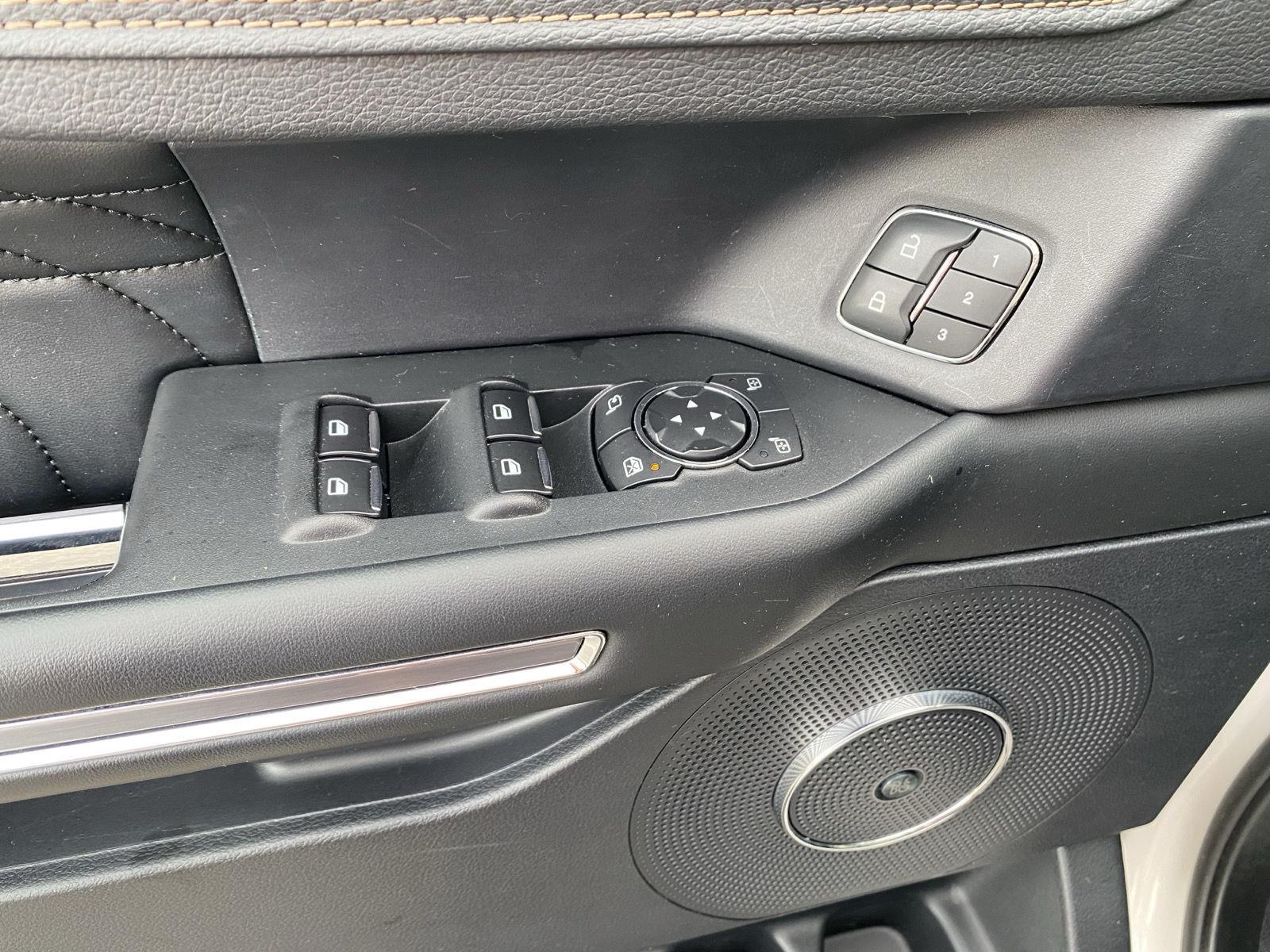 2019 Ford Expedition Platinum at Lake View Ford