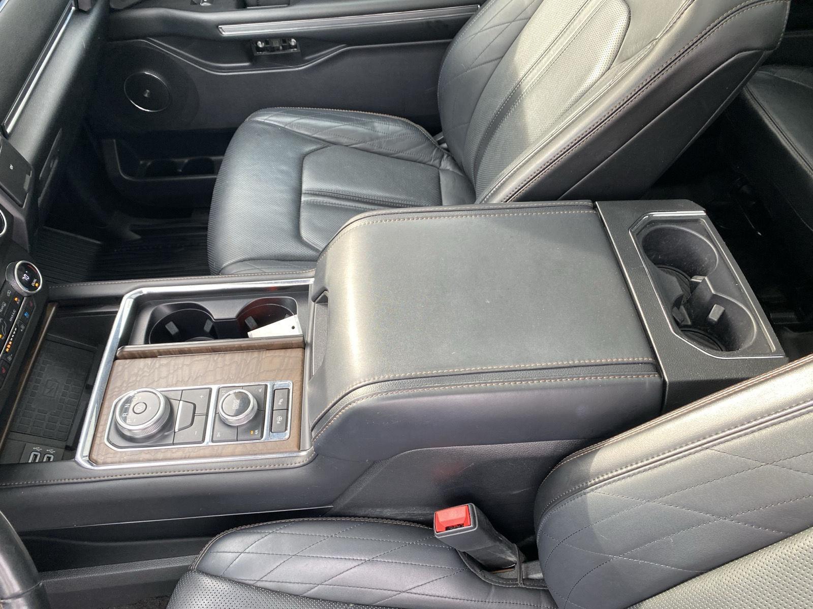2019 Ford Expedition Platinum at Lake View Ford