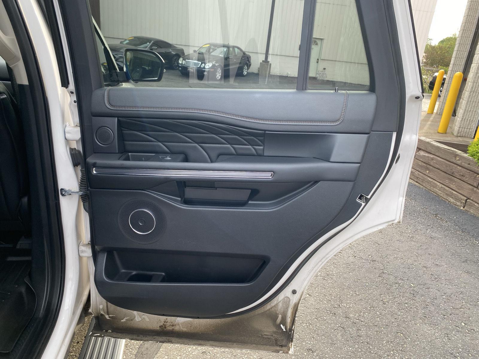 2019 Ford Expedition Platinum at Lake View Ford