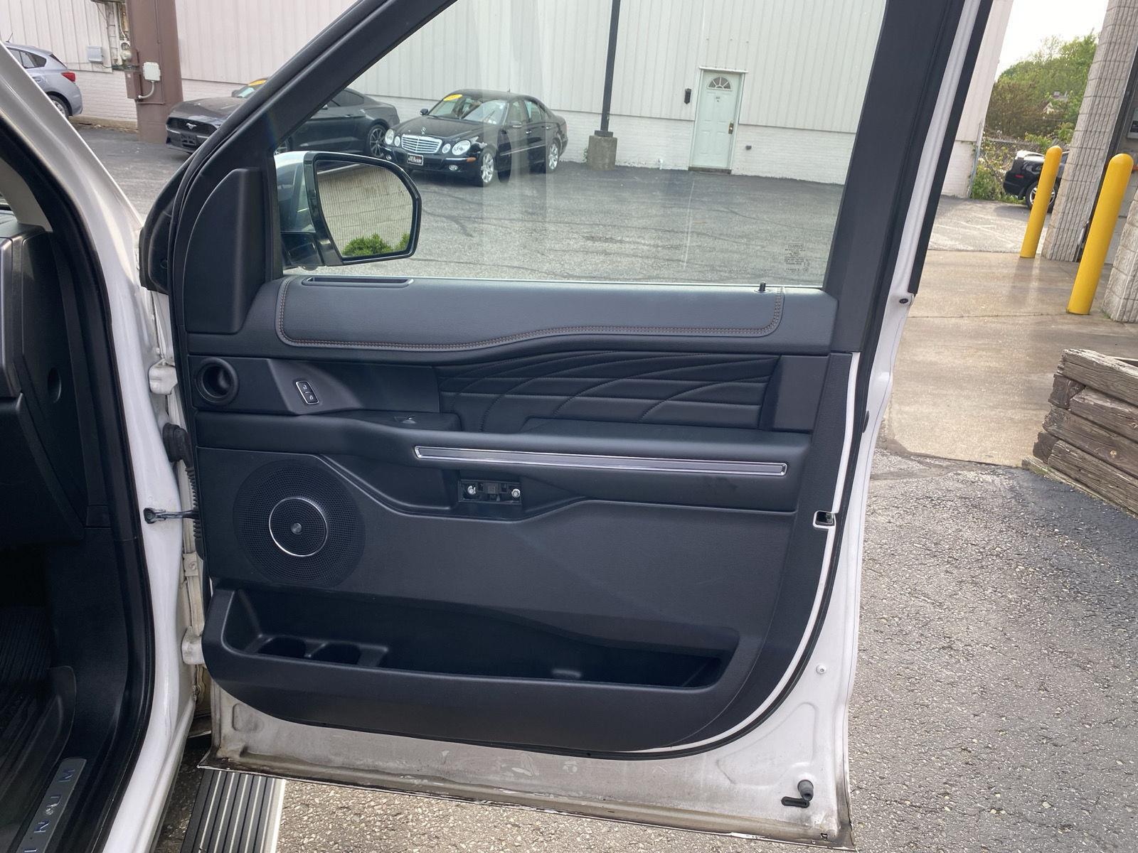 2019 Ford Expedition Platinum at Lake View Ford