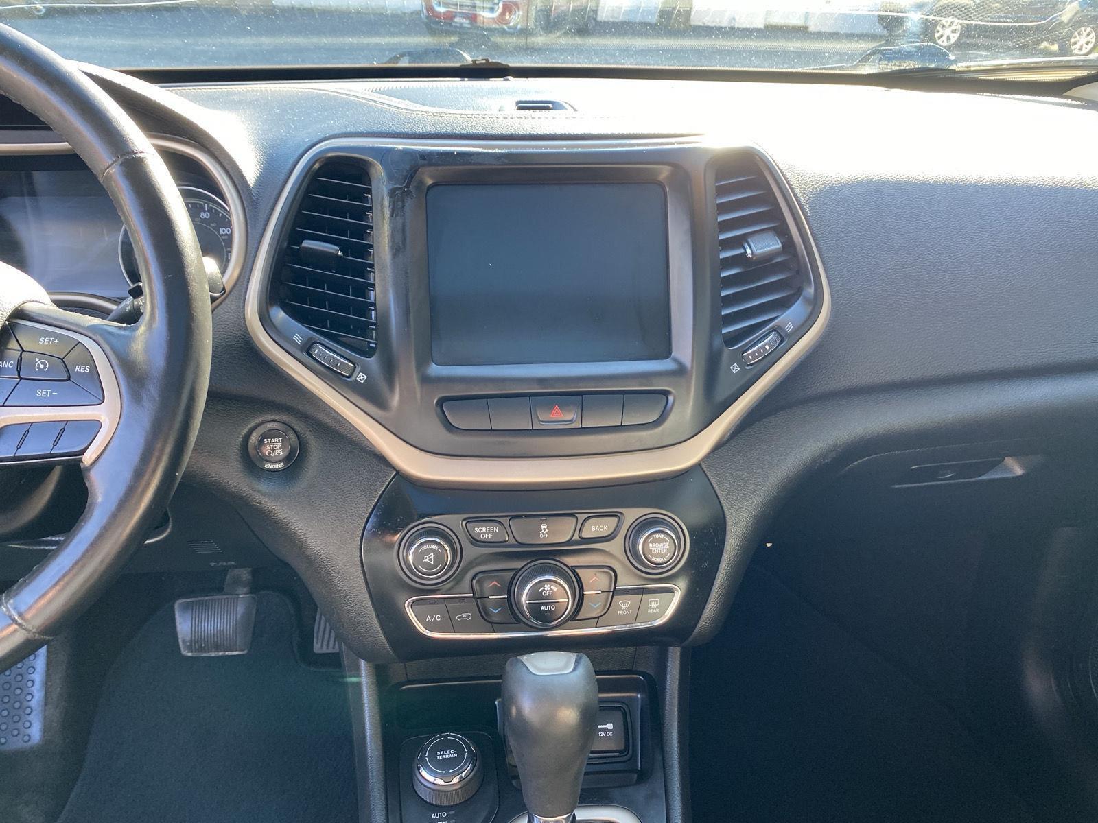 2015 Jeep Cherokee Limited at Rick Weaver GMC