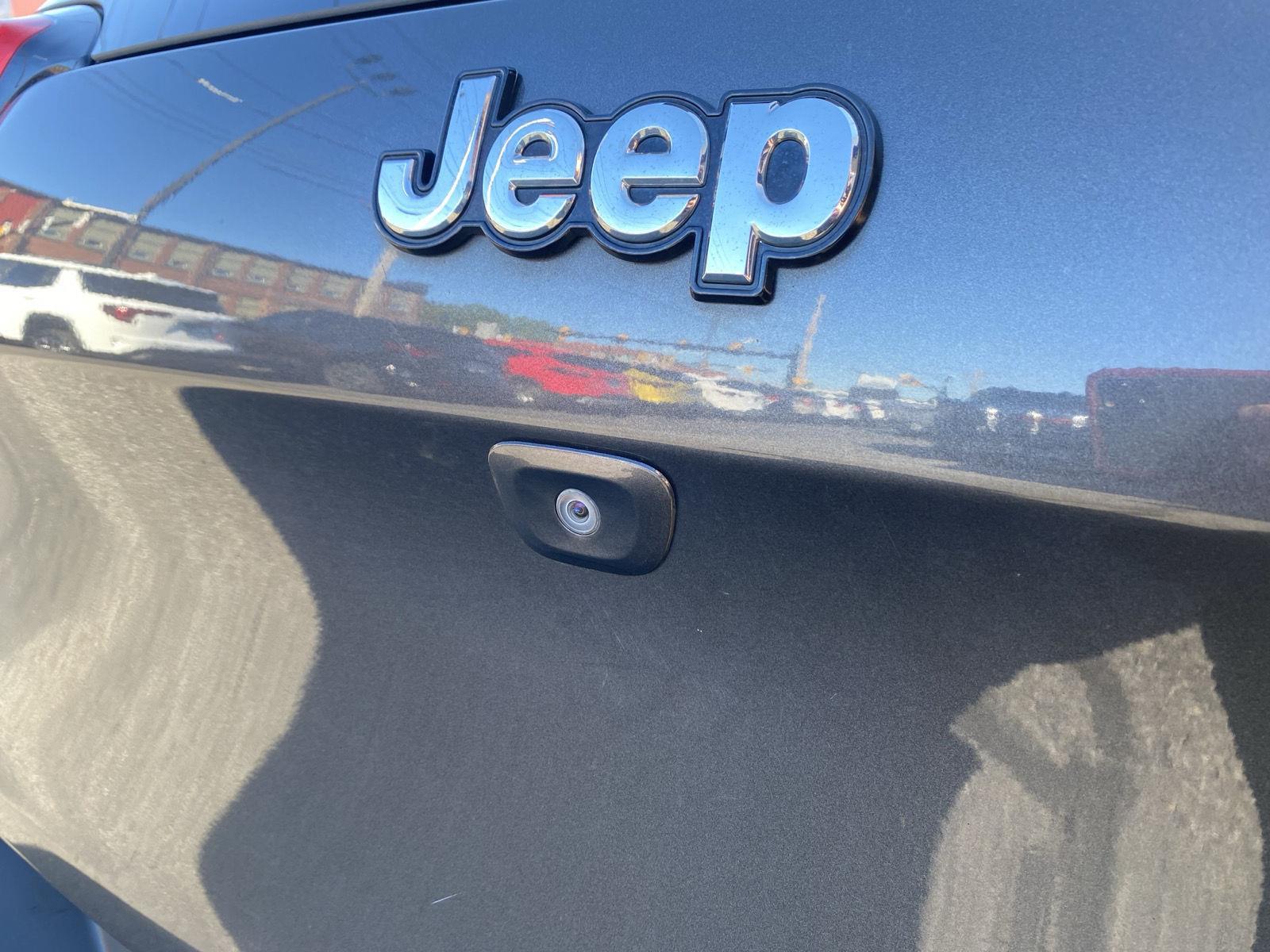 2015 Jeep Cherokee Limited at Rick Weaver GMC