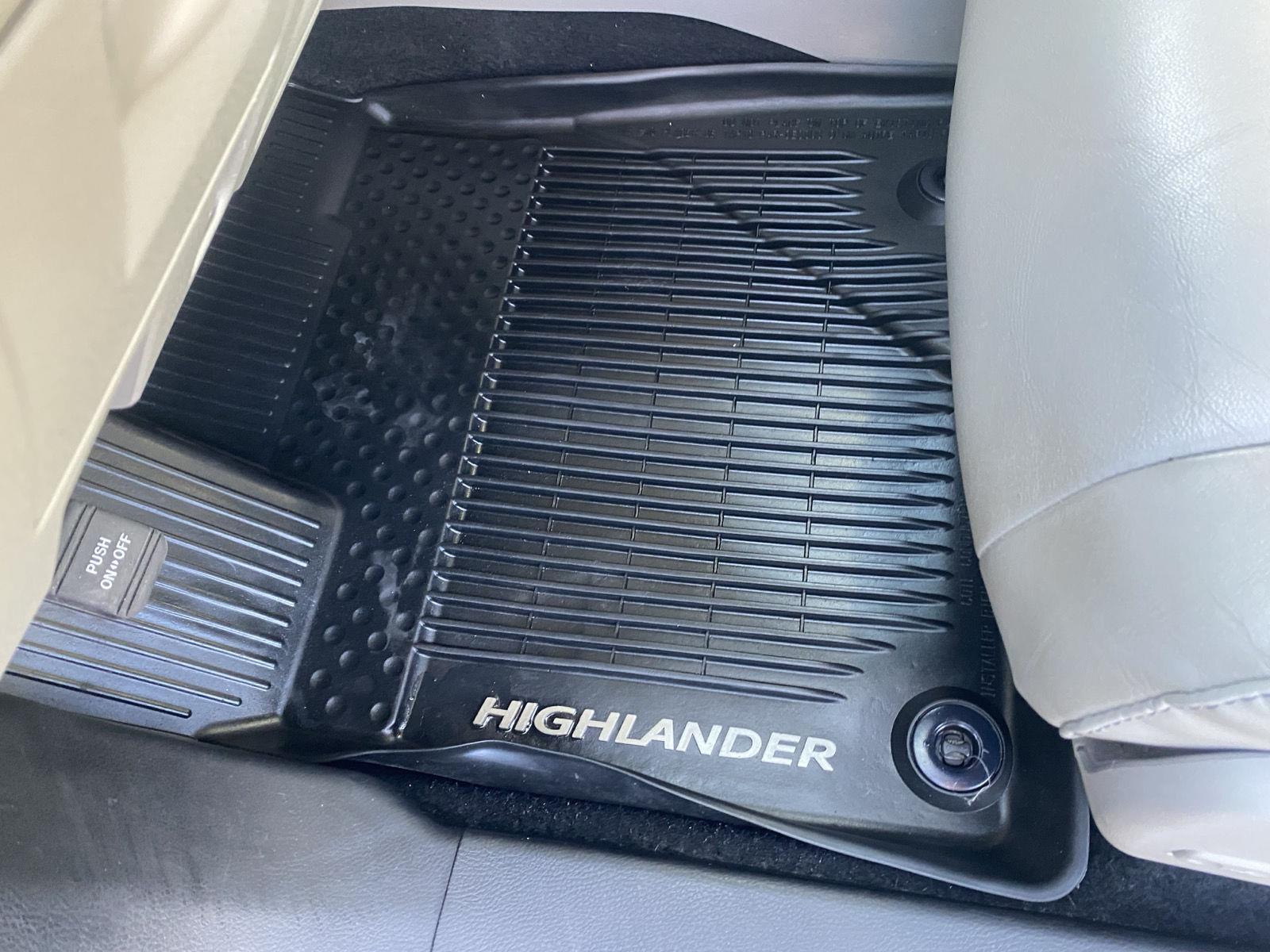 2018 Toyota Highlander XLE at McCandless Ford