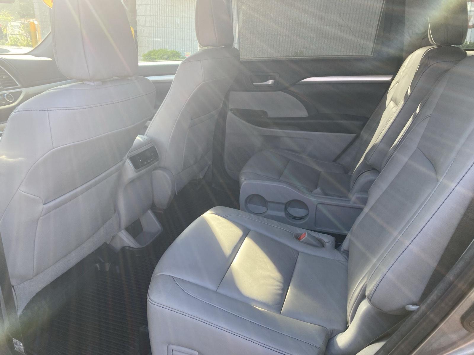 2018 Toyota Highlander XLE at McCandless Ford