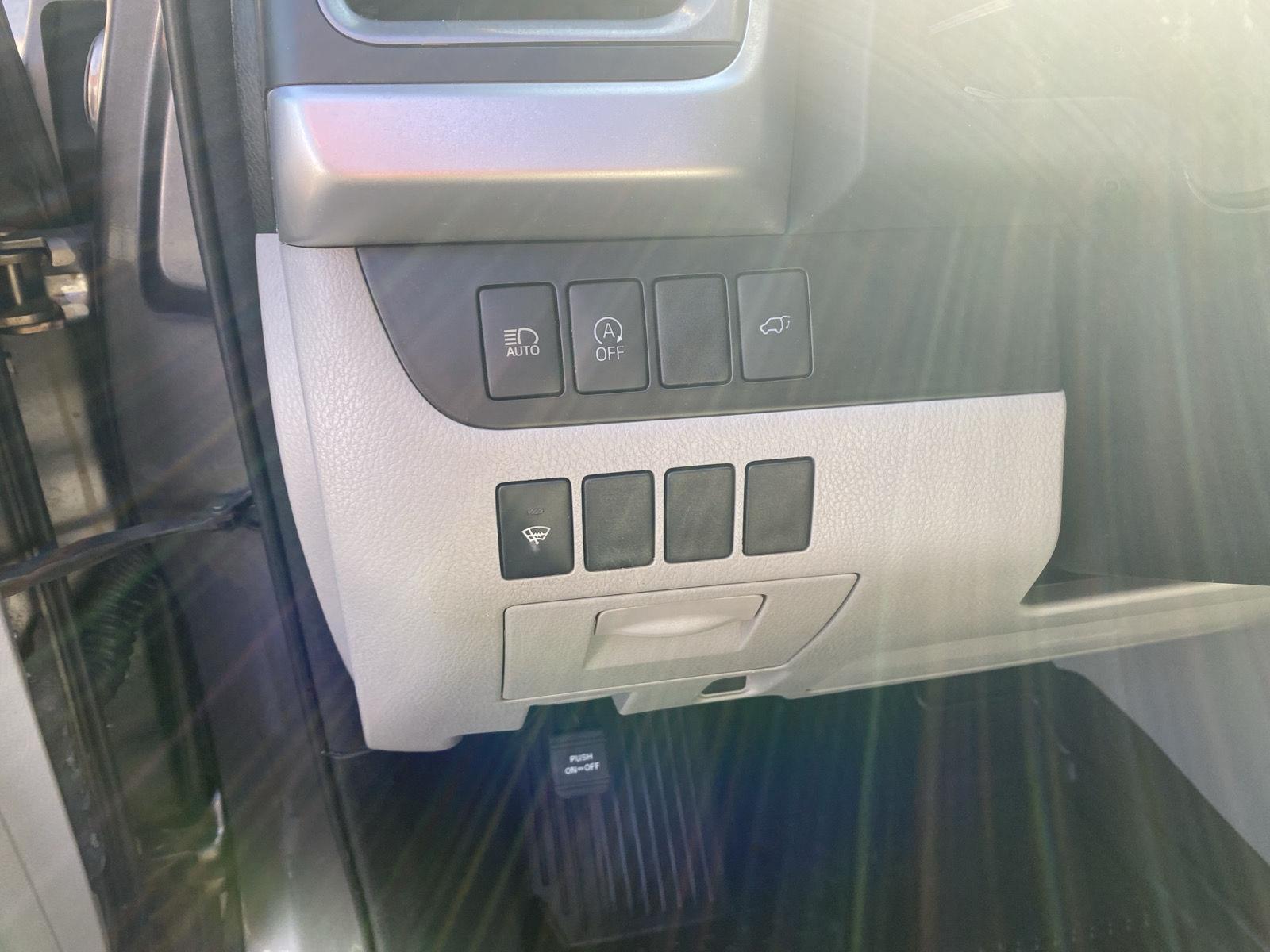 2018 Toyota Highlander XLE at McCandless Ford