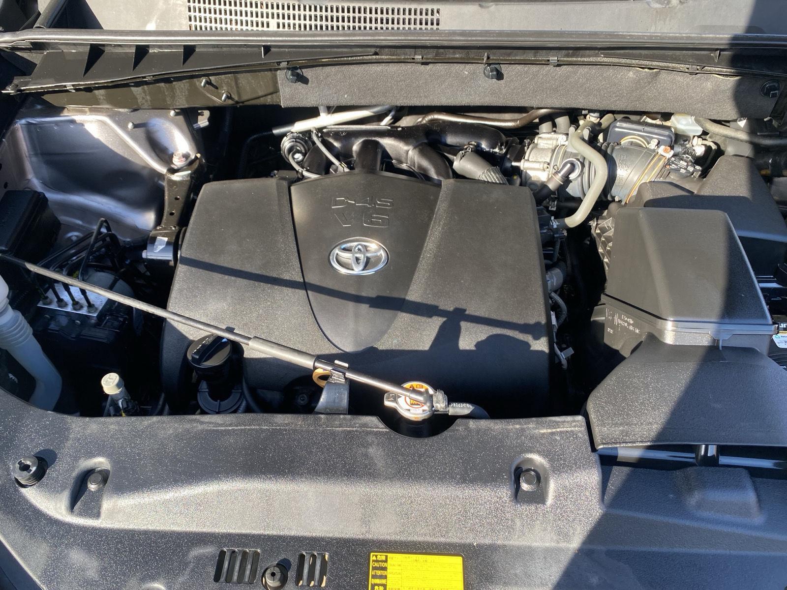 2018 Toyota Highlander XLE at McCandless Ford