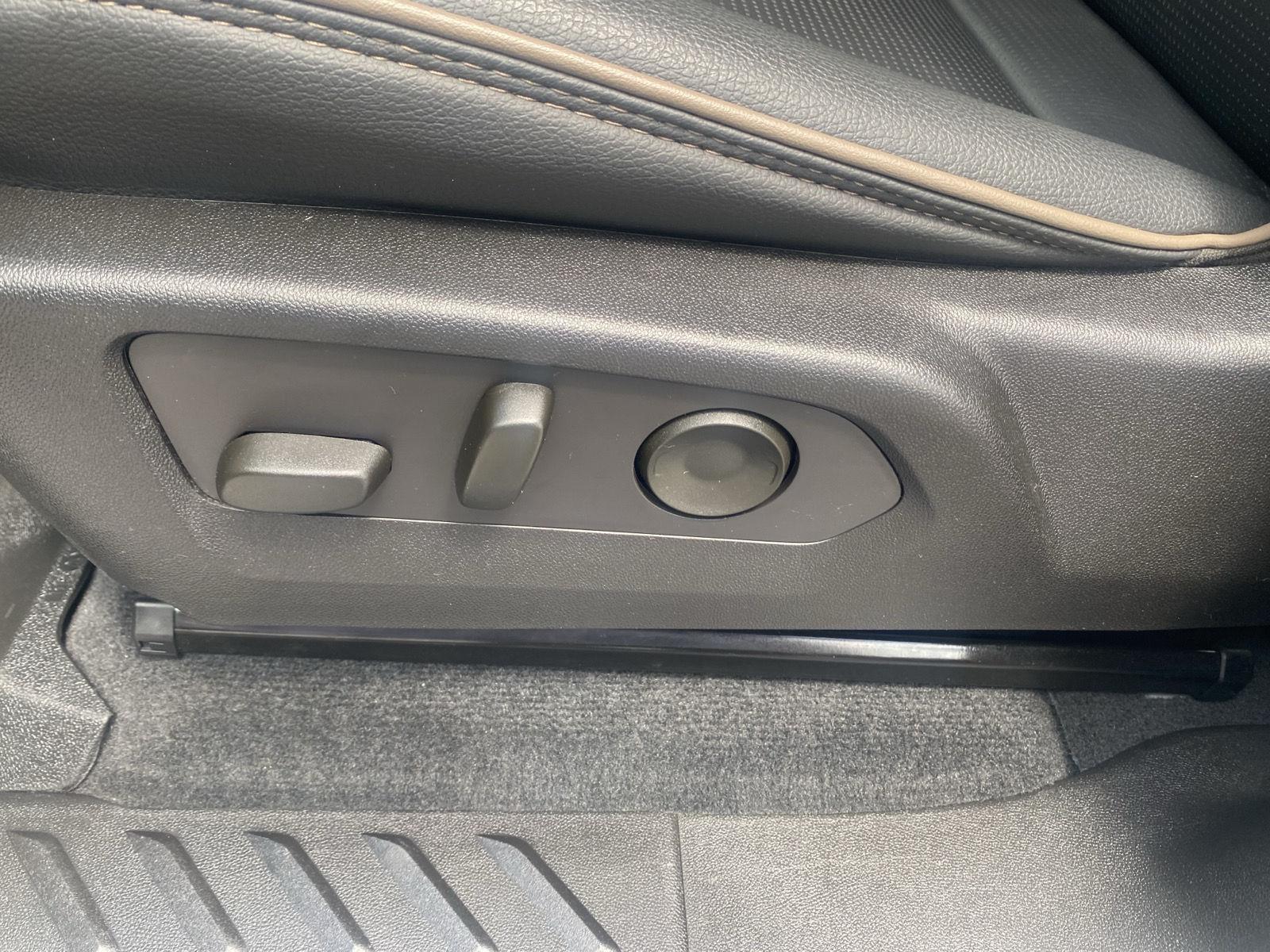 2023 GMC Canyon Denali at Joe Ball GMC