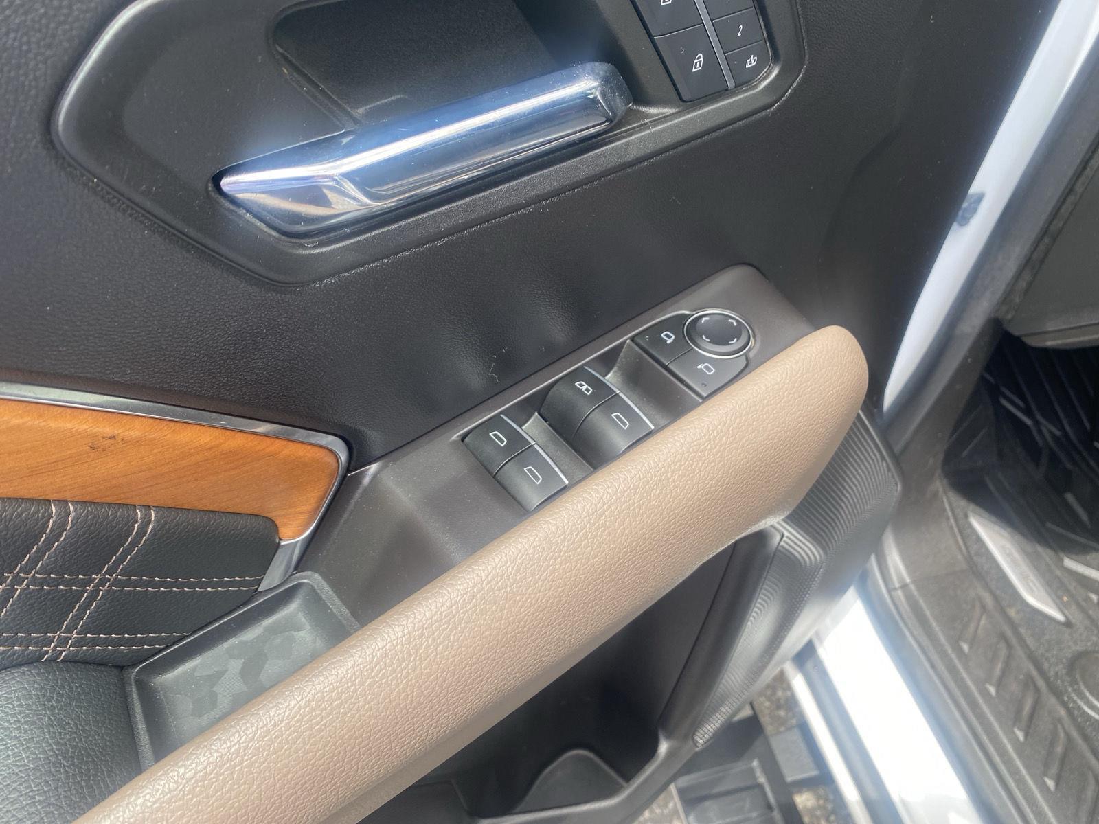 2023 GMC Canyon Denali at Joe Ball GMC