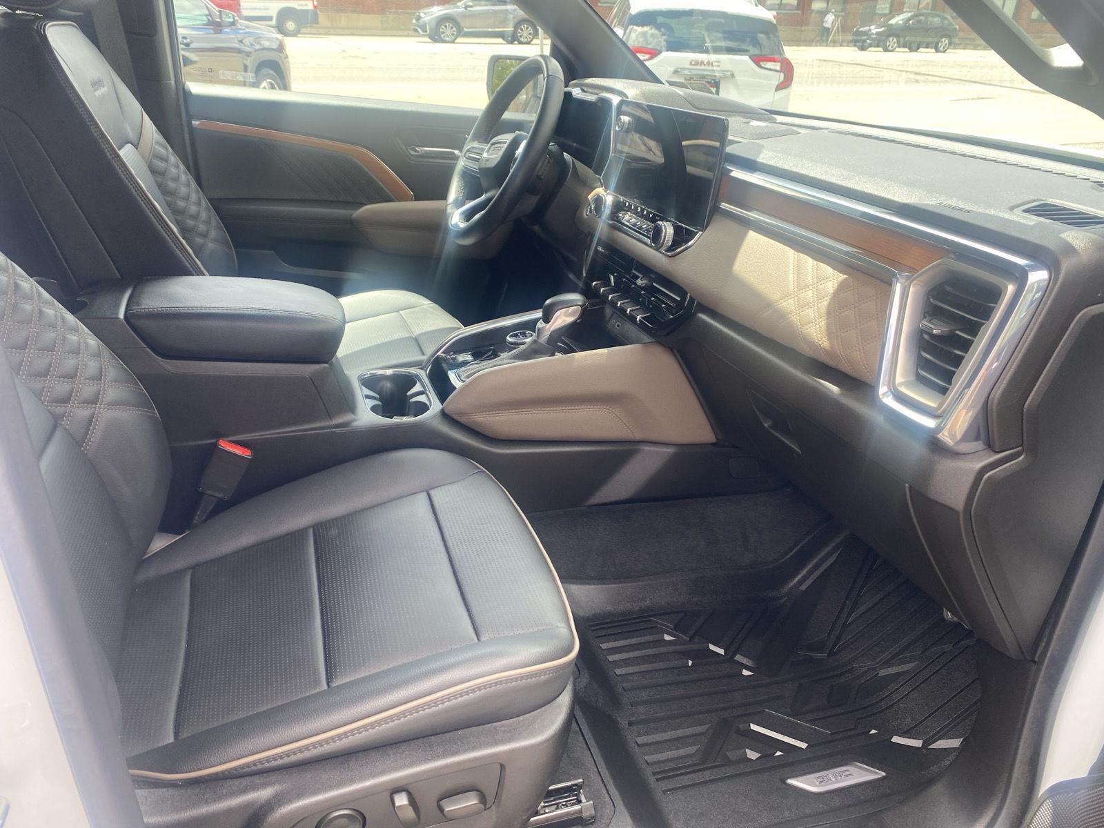 2023 GMC Canyon Denali at Joe Ball GMC