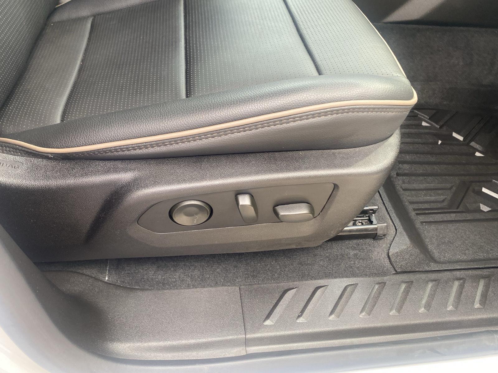 2023 GMC Canyon Denali at Joe Ball GMC