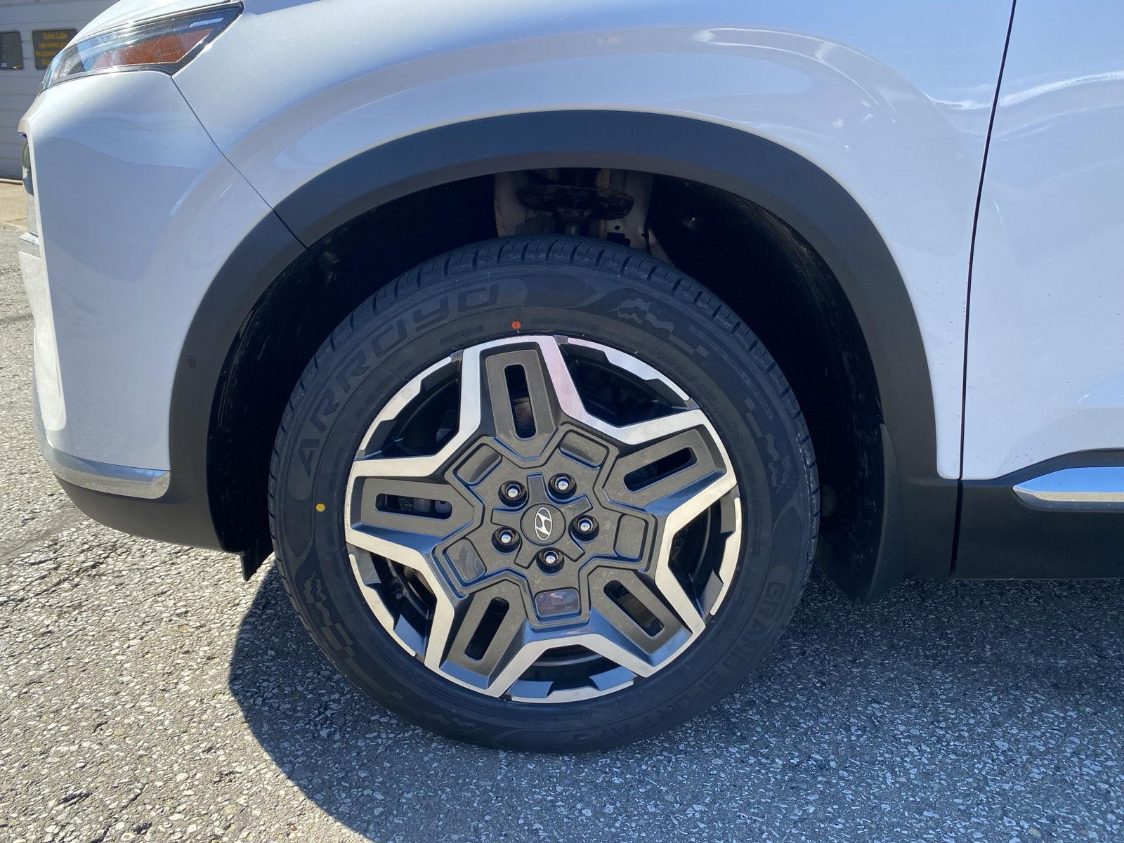 2023 Hyundai Santa Fe Limited at Bud's Auto Sales
