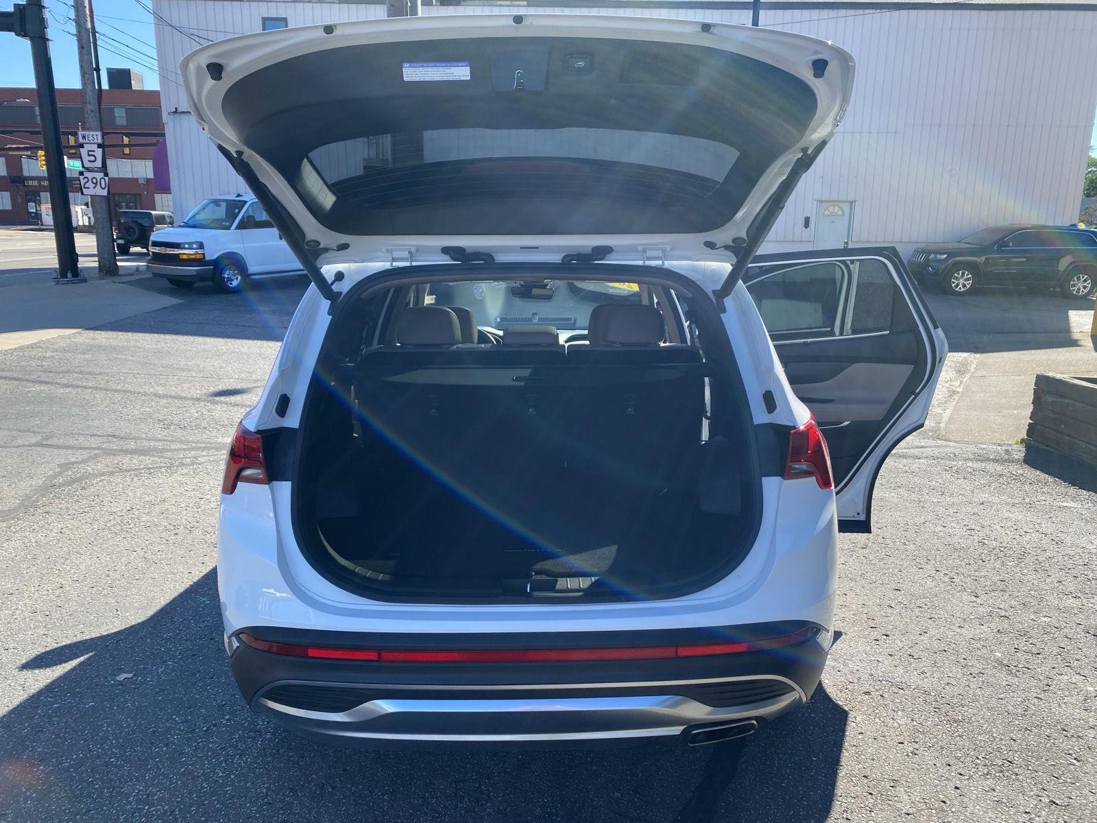 2023 Hyundai Santa Fe Limited at Bud's Auto Sales