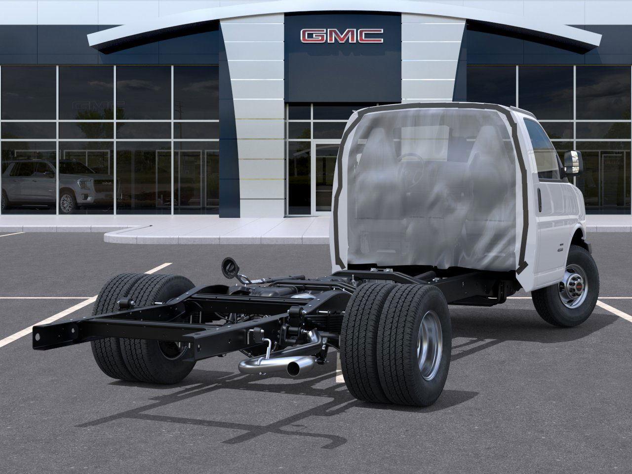 2025 GMC Savana Commercial Cutaway - 11