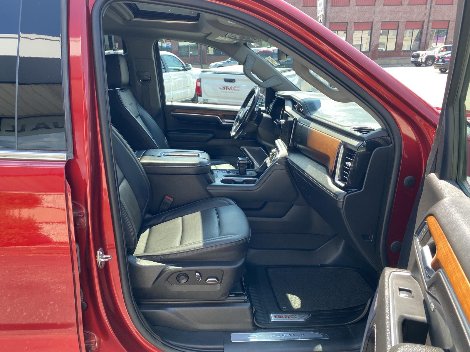 2022 GMC Sierra 1500 Denali at Joe Ball GMC