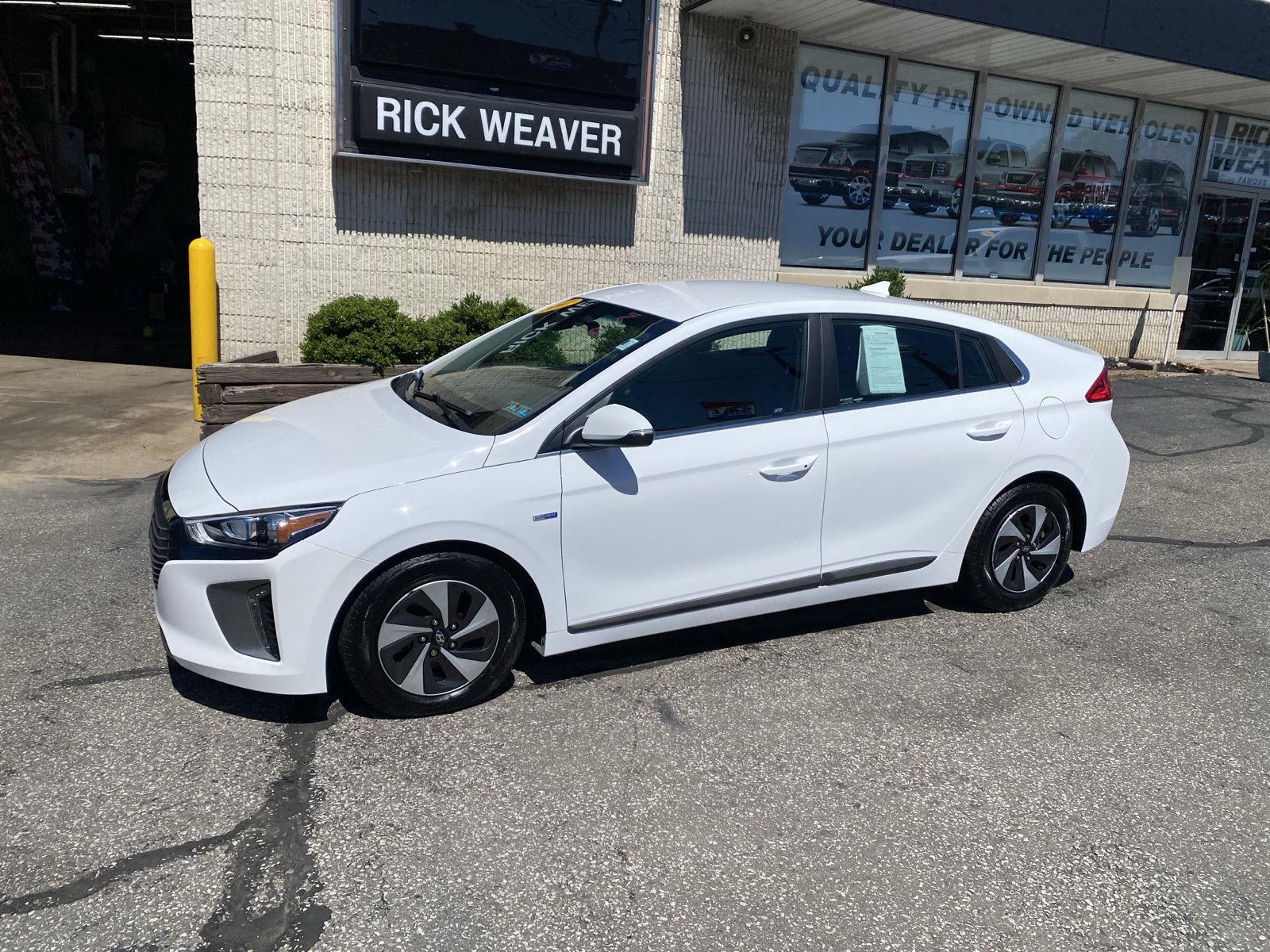 2017 Hyundai Ioniq Hybrid SEL at McCandless Ford