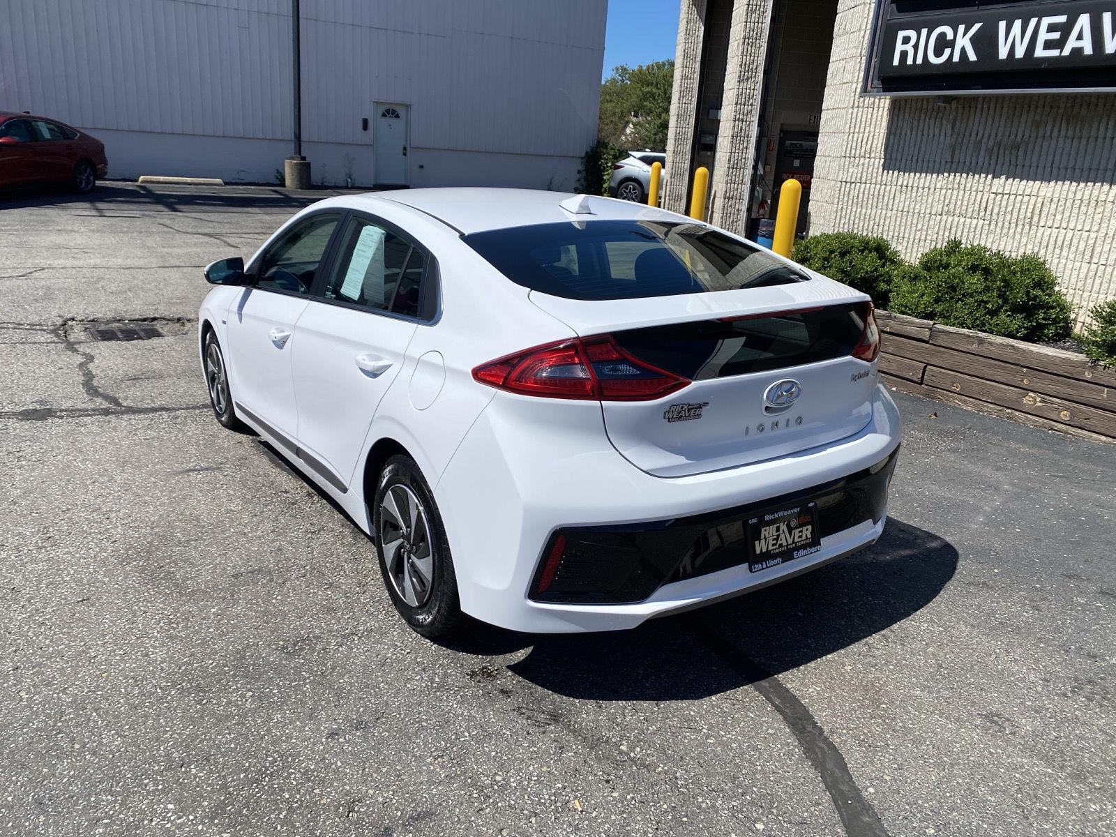 2017 Hyundai Ioniq Hybrid SEL at McCandless Ford