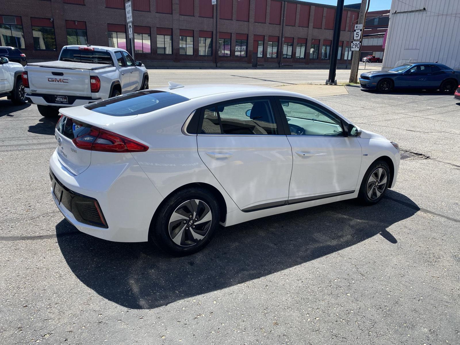2017 Hyundai Ioniq Hybrid SEL at McCandless Ford