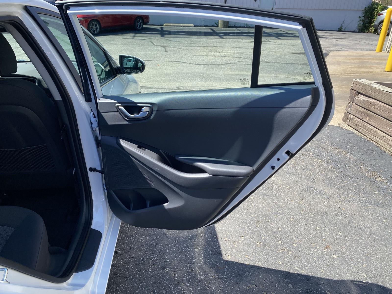 2017 Hyundai Ioniq Hybrid SEL at McCandless Ford