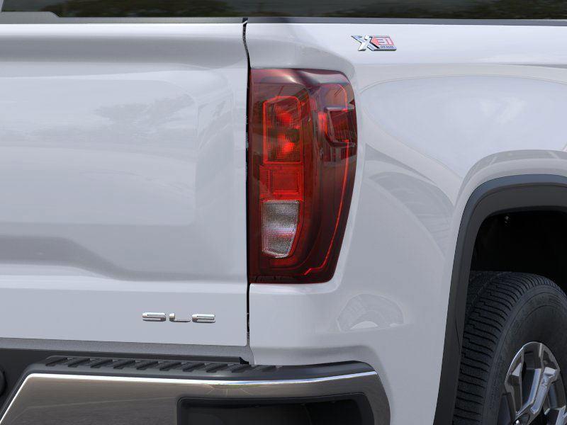 2026 GMC Sierra 1500 SLE - 10