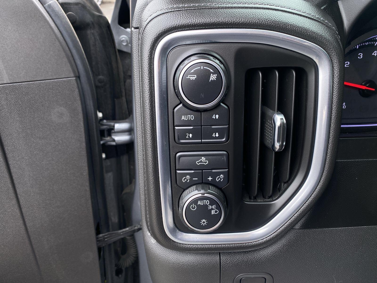 2019 Chevrolet Silverado 1500 LT - 9