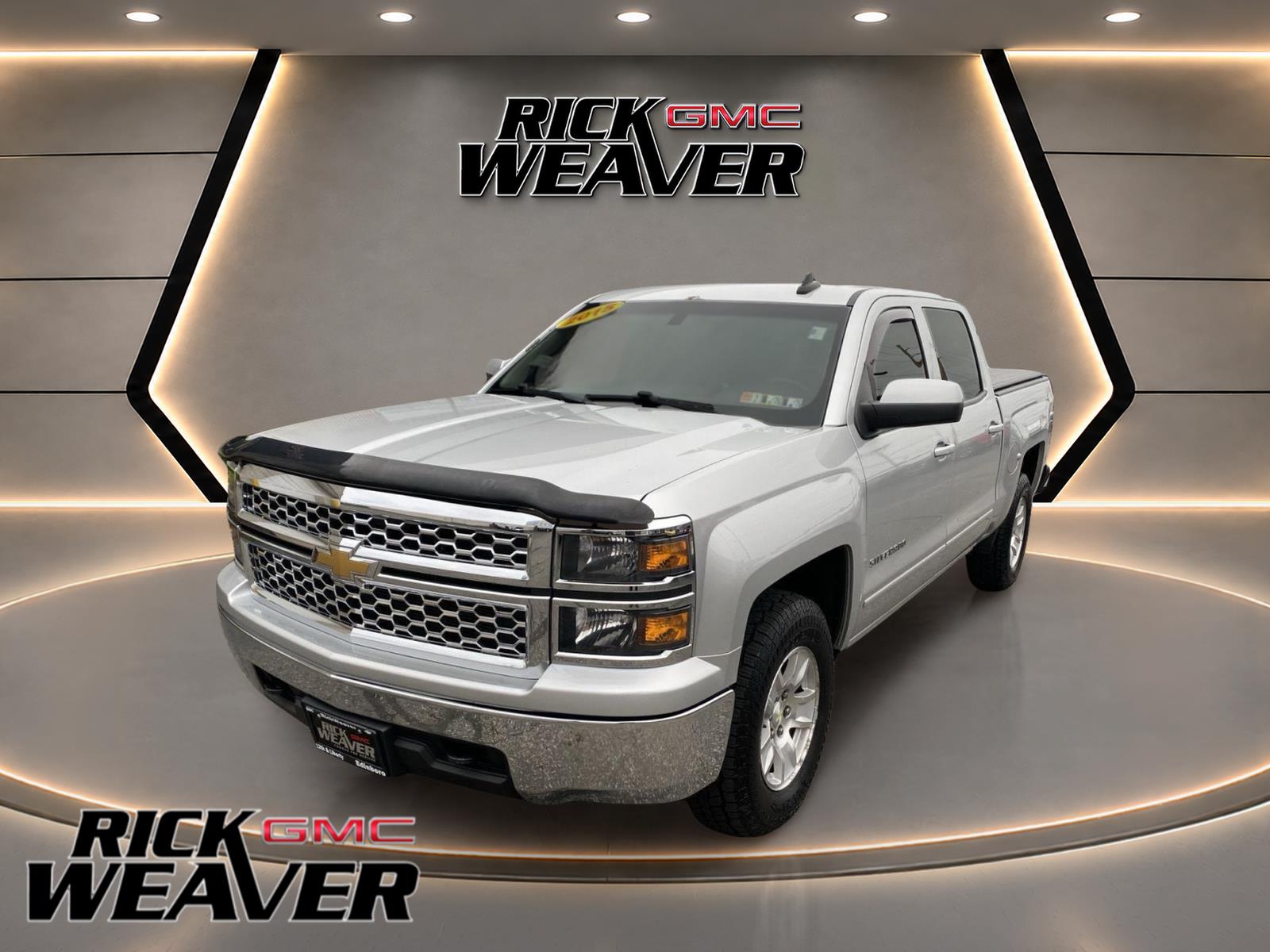 Silver Ice Metallic 2015 Chevrolet Silverado 1500 Pickup Truck Four-Wheel Drive 6-Speed Automatic