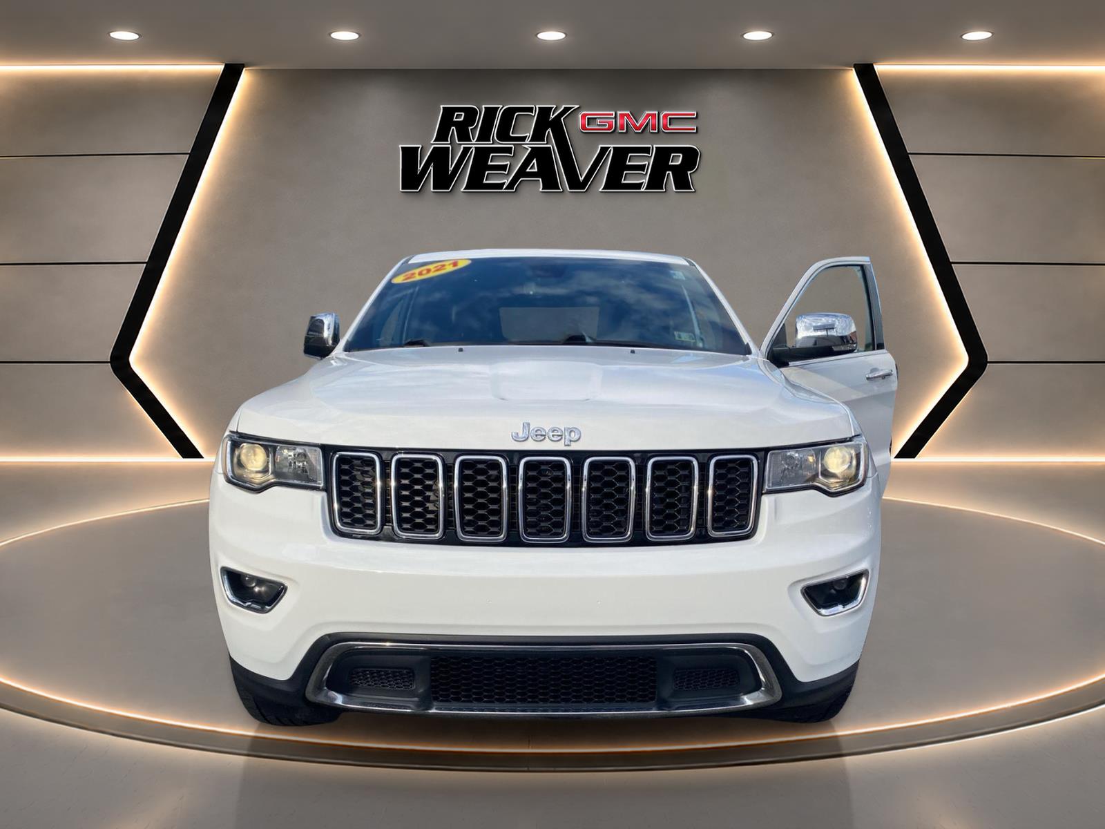 2021 Jeep Grand Cherokee Limited at Three Rivers CJD