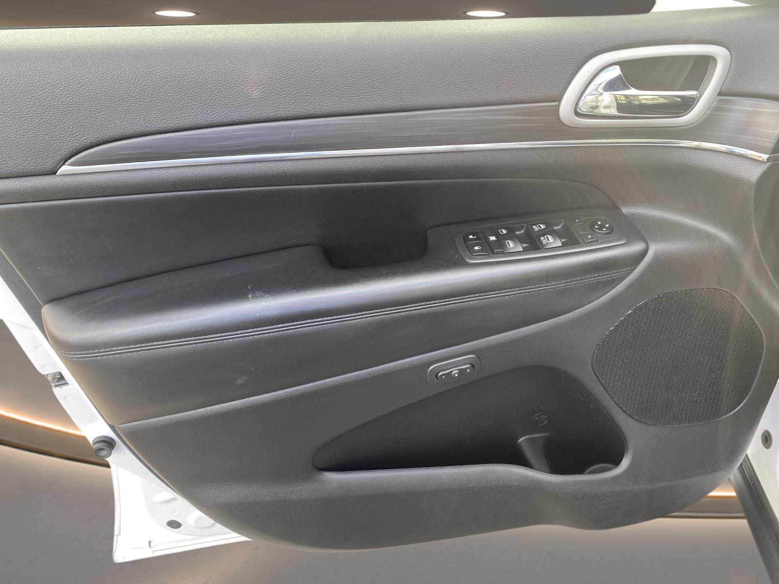 2021 Jeep Grand Cherokee Limited at Three Rivers CJD