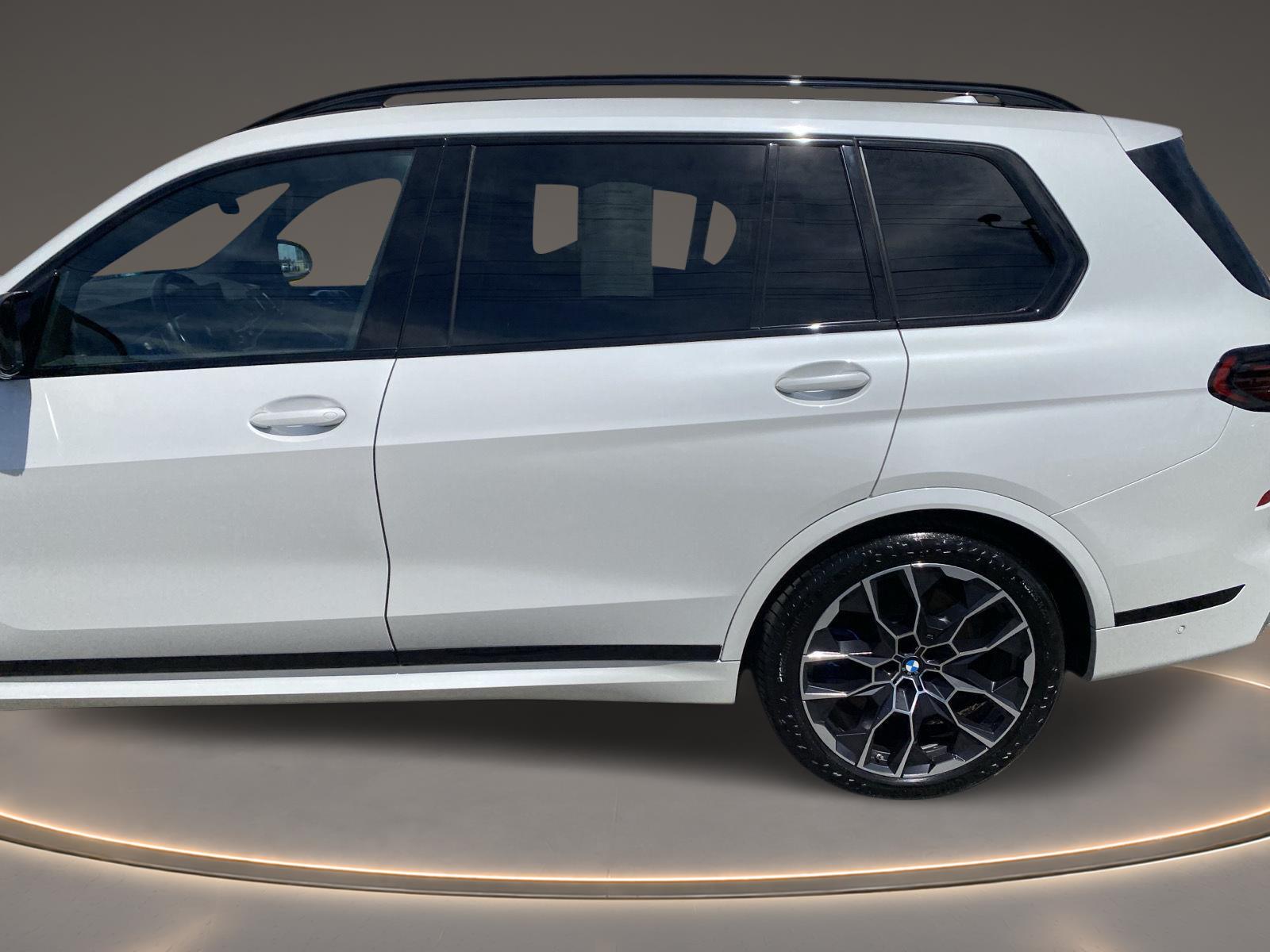 2024 BMW X7 M60i - 4