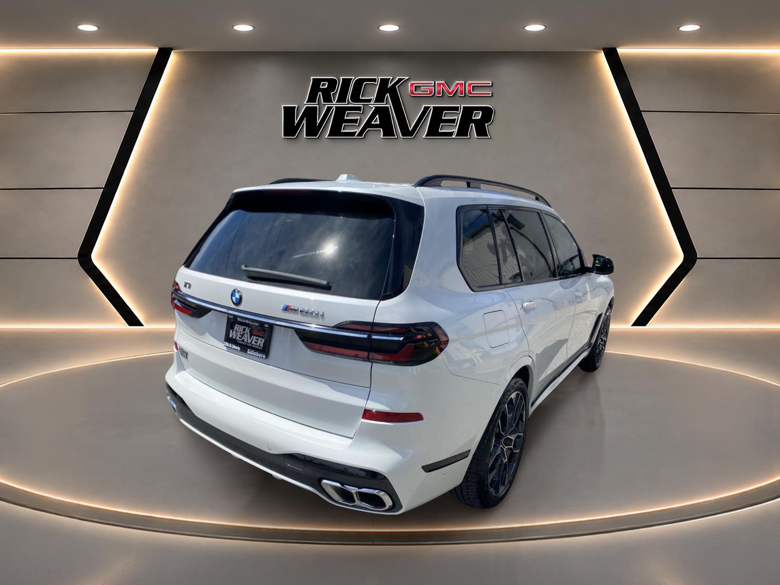 2024 BMW X7 M60i - 8