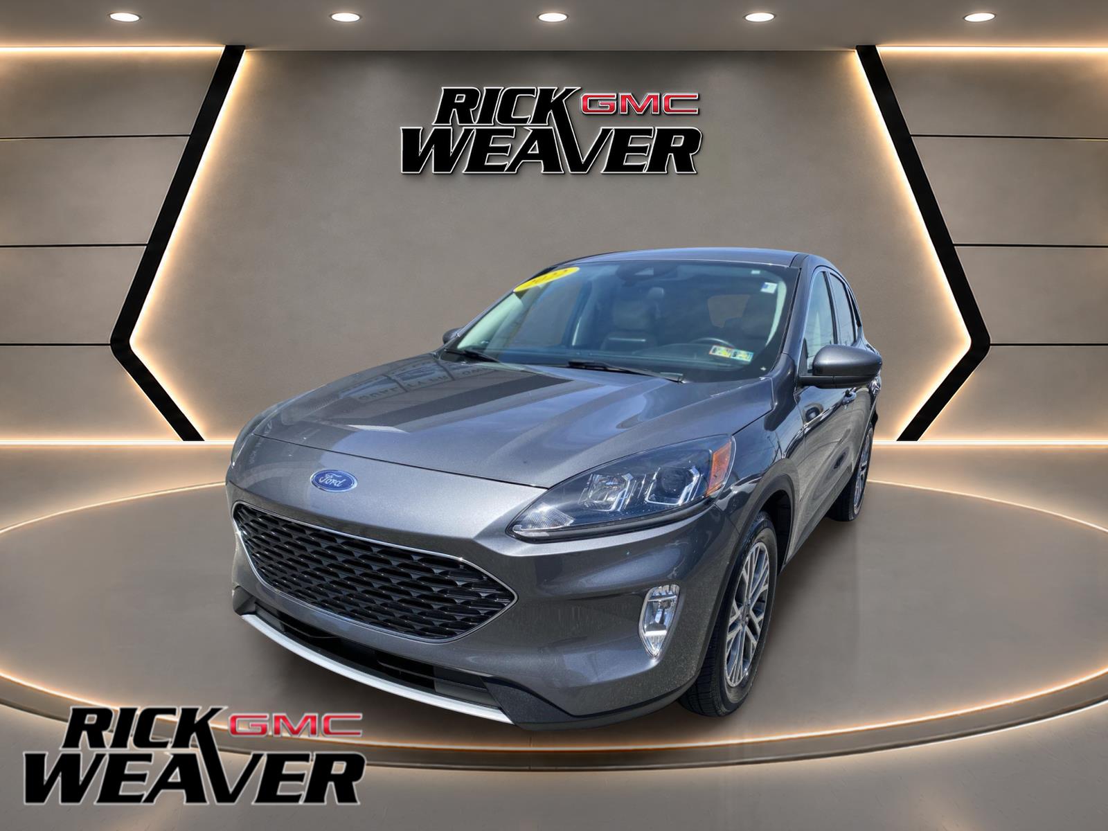 2022 Ford Escape SEL - 0