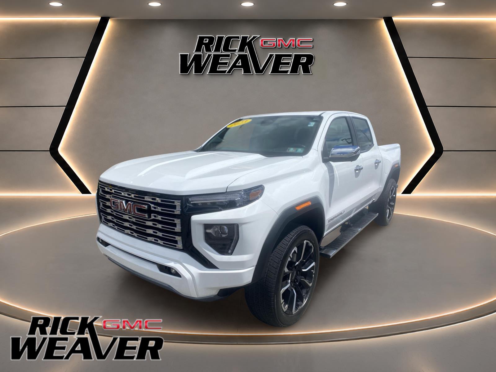 2023 GMC Canyon Denali - 0