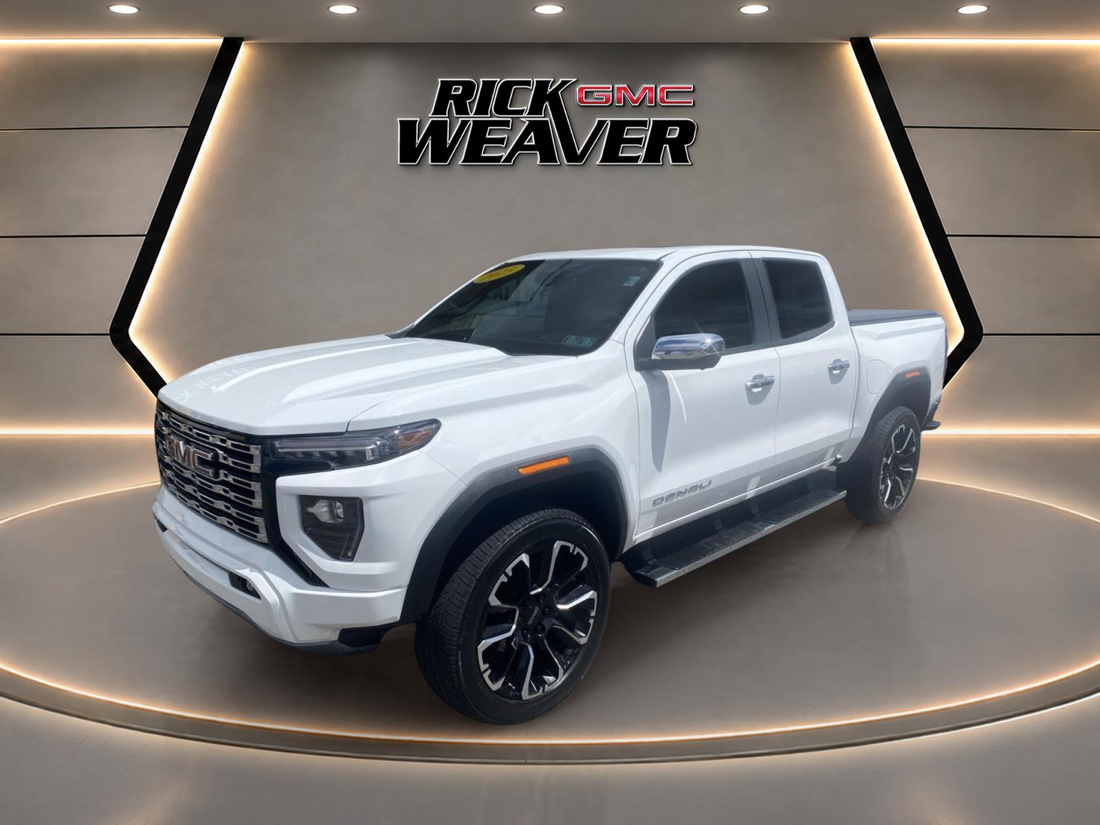 2023 GMC Canyon Denali - 1