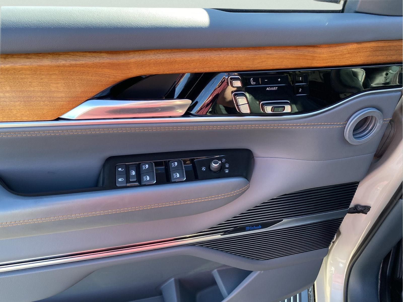 2022 Jeep Grand Wagoneer Series II at Altoona Honda
